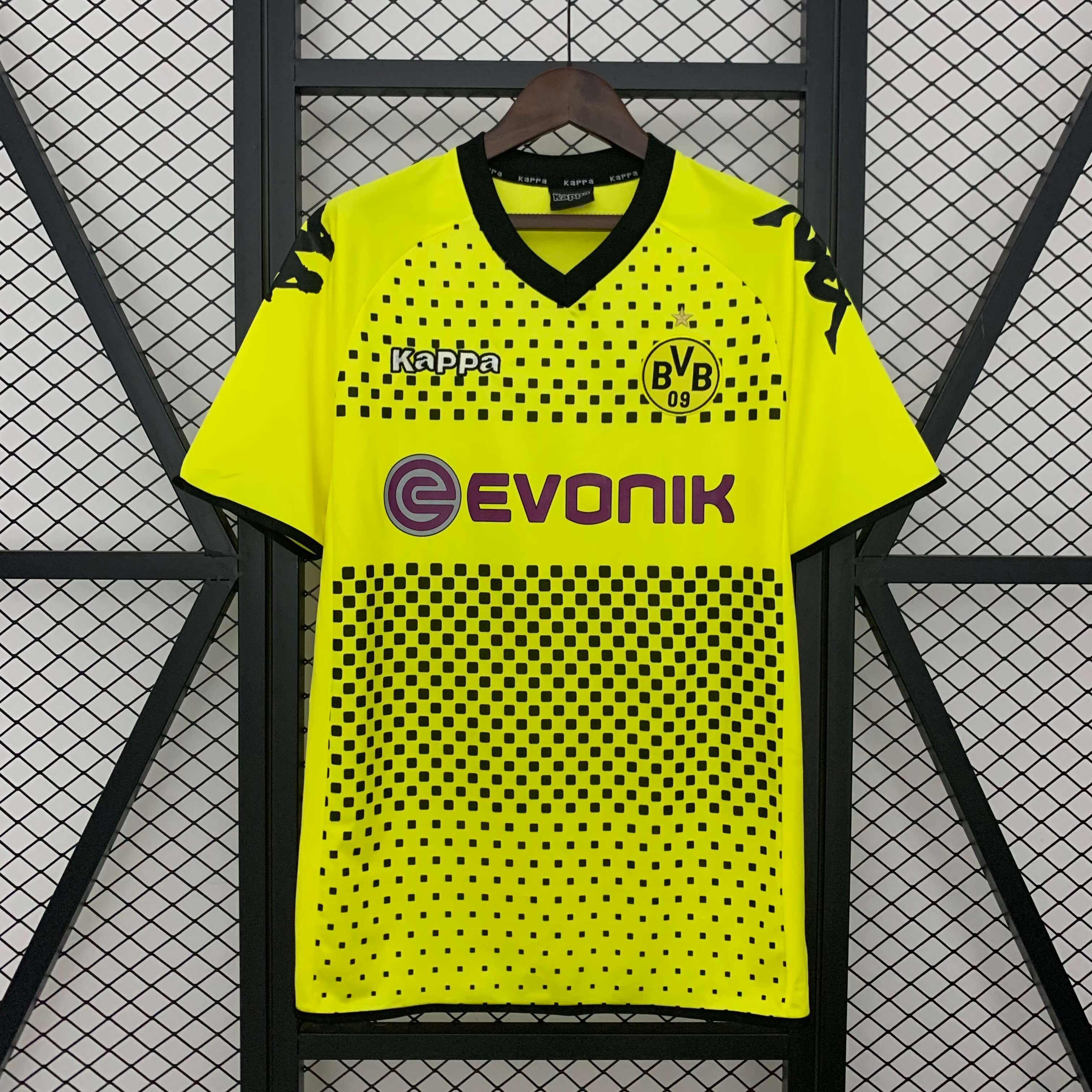 Dortmund 11/12 Local RETRO
