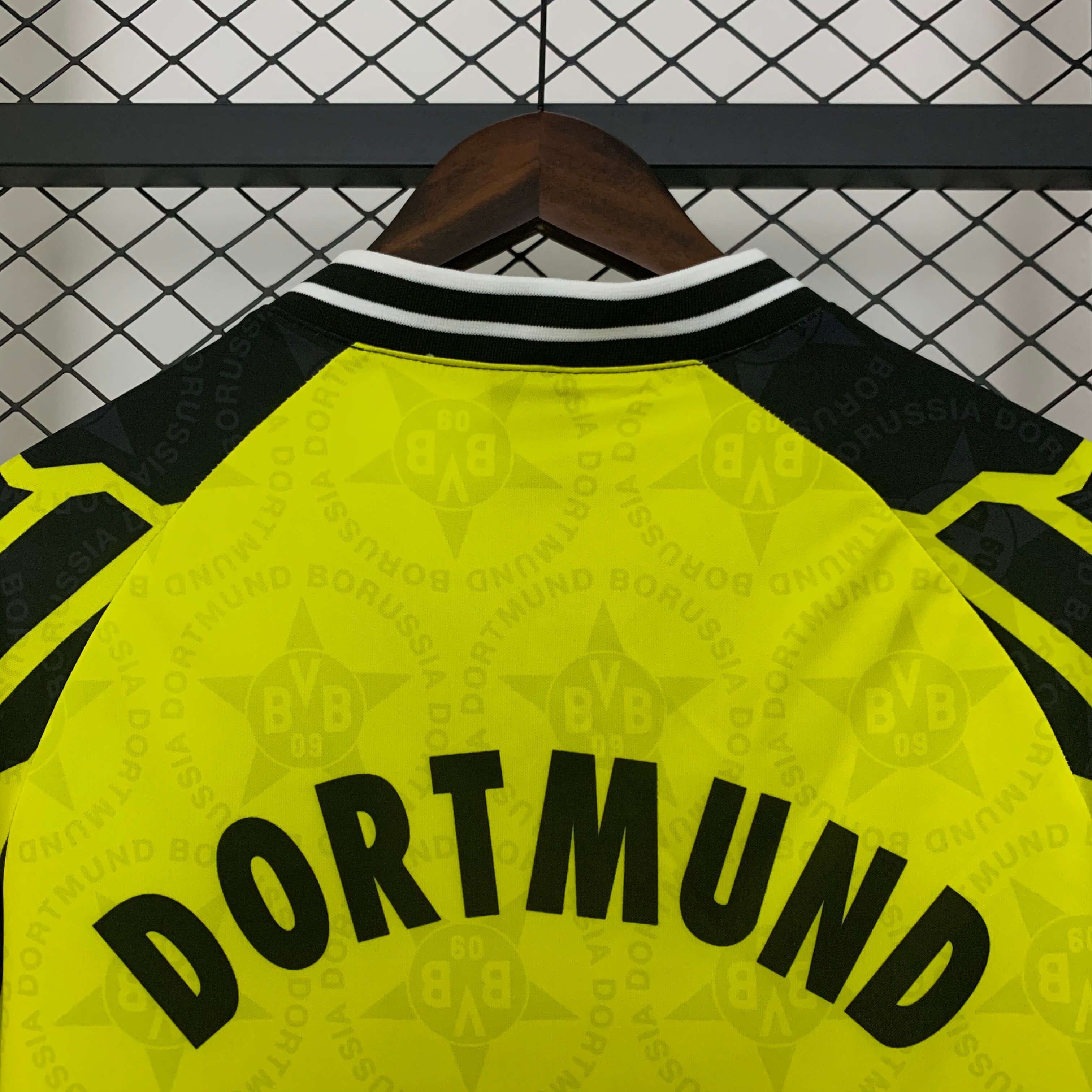 Miniatura de Dortmund 94/95 Local RETRO