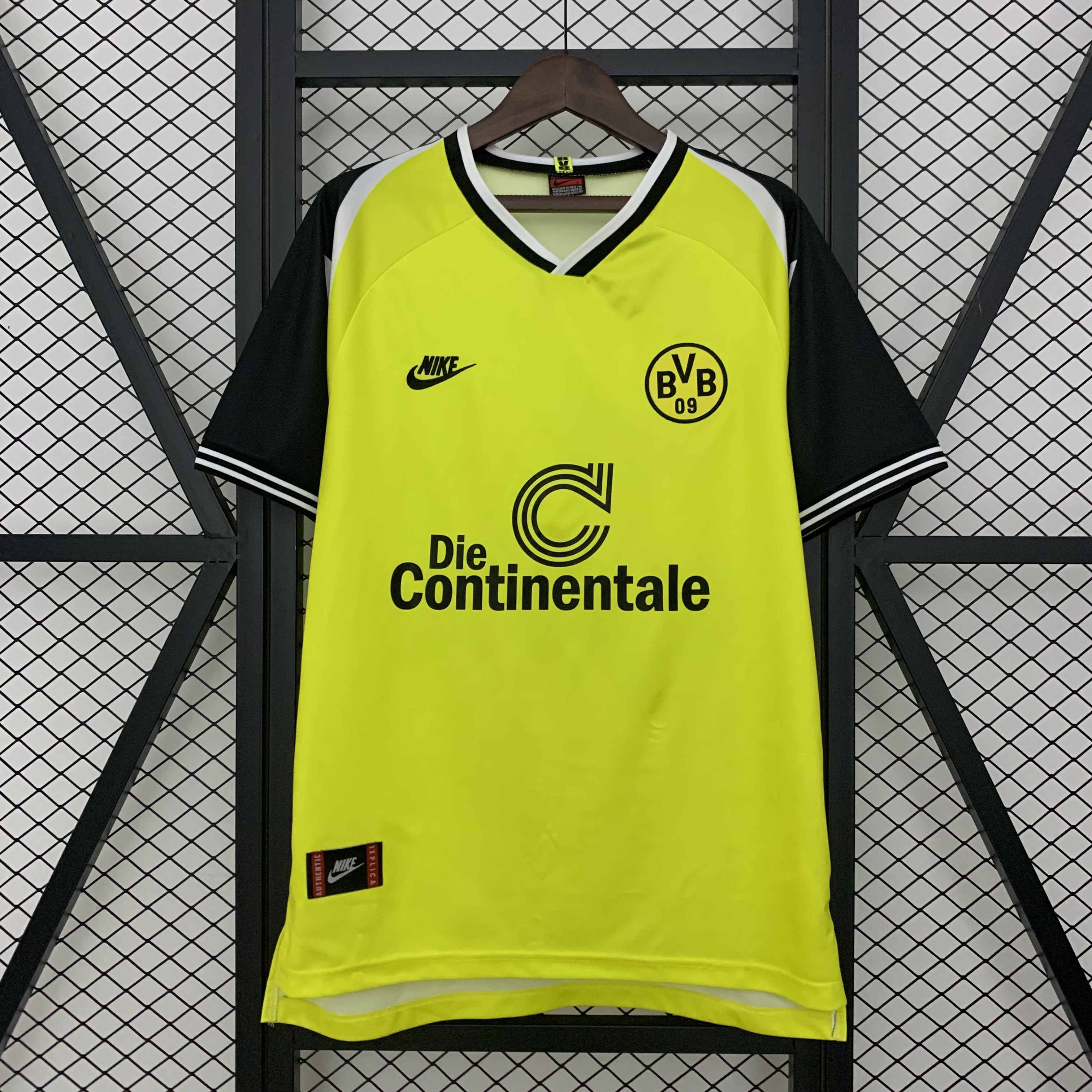 Dortmund 95/96 Local RETRO