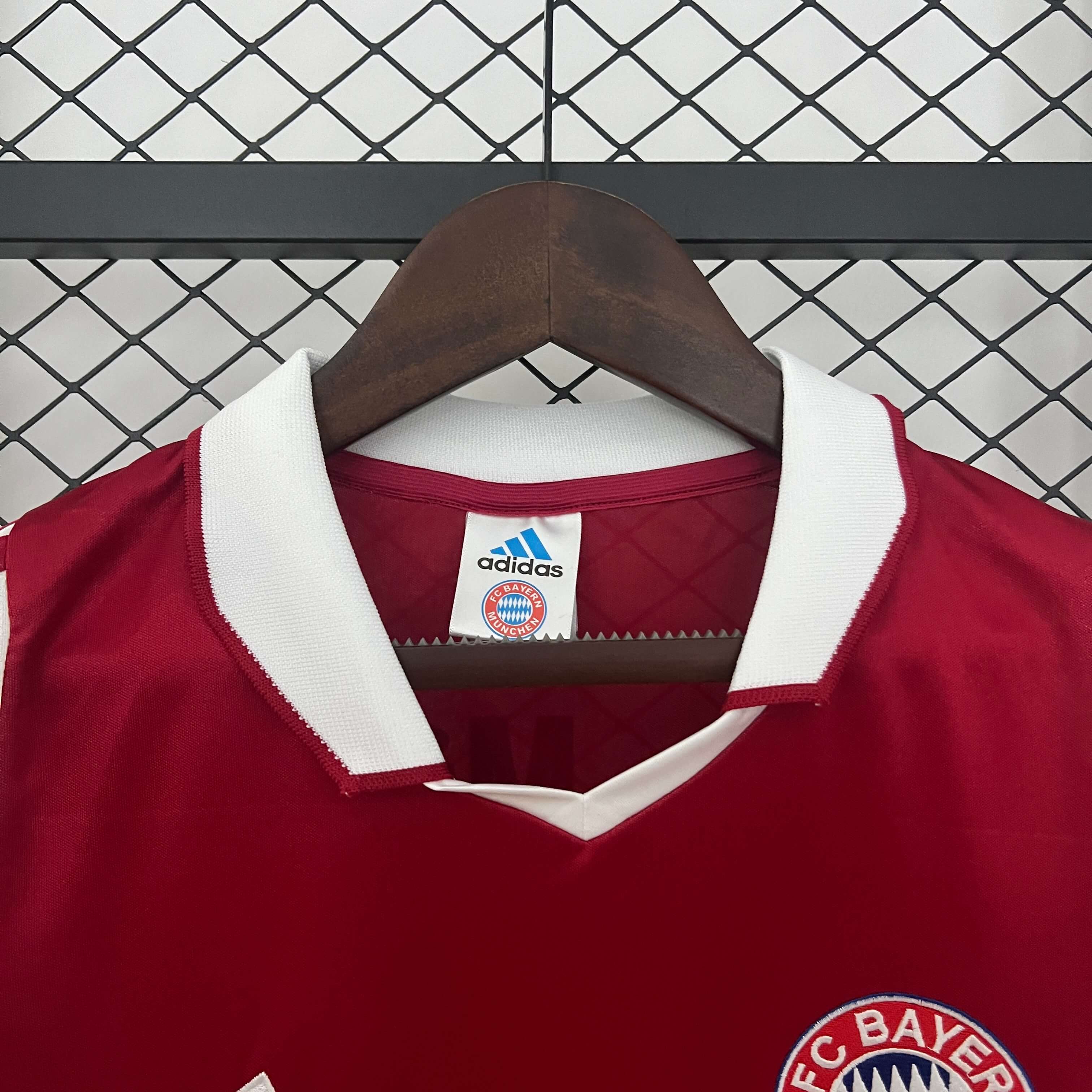 Miniatura de Bayern Múnich 03/04 Local RETRO