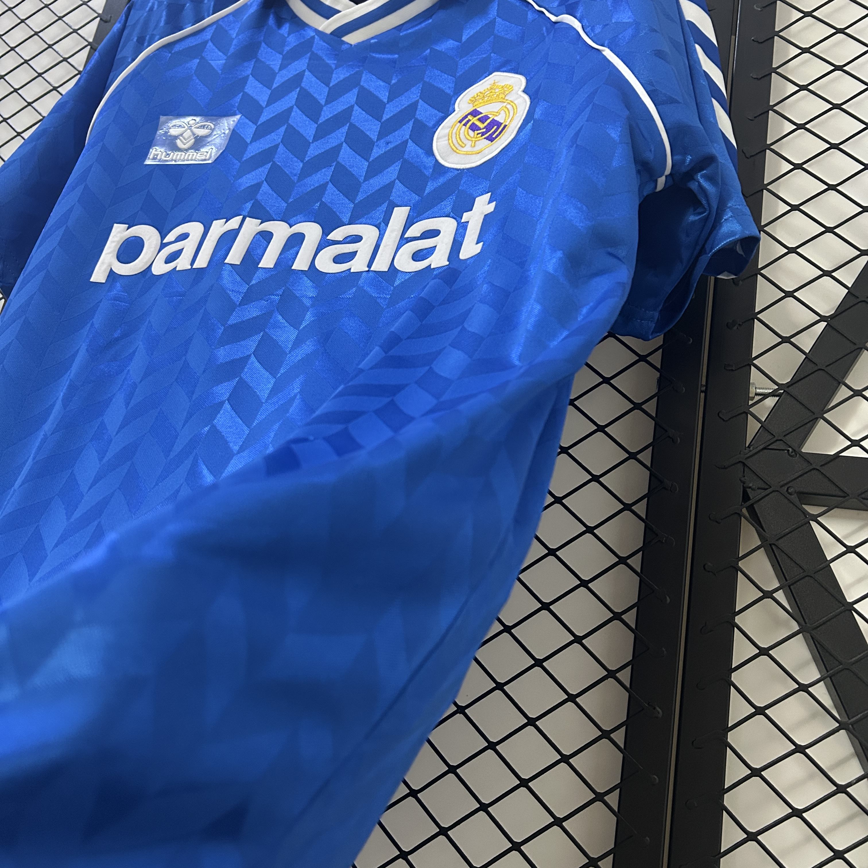 Miniatura de Real Madrid 86/88 Visitante RETRO