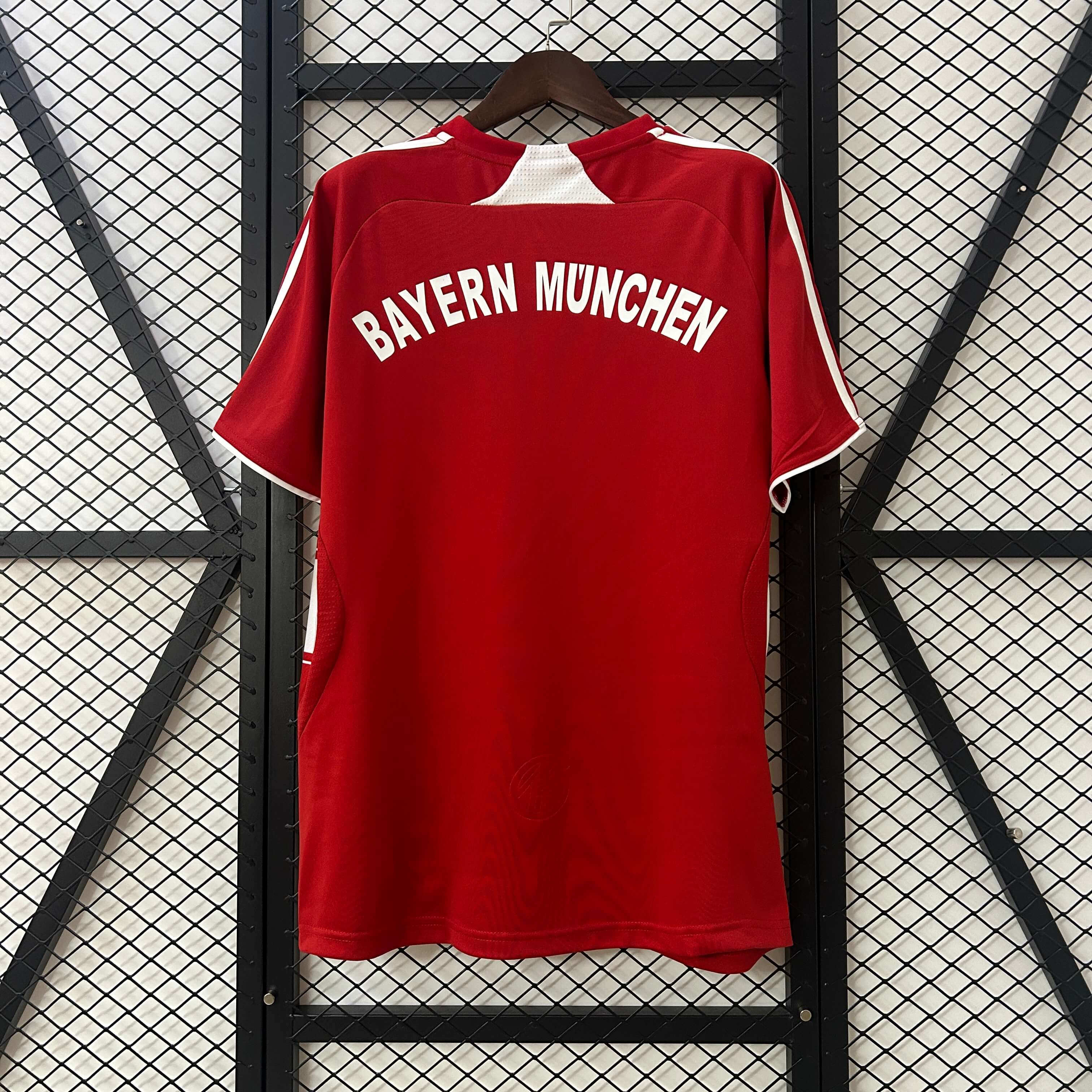 Miniatura de Bayern Múnich 07/08 Local RETRO