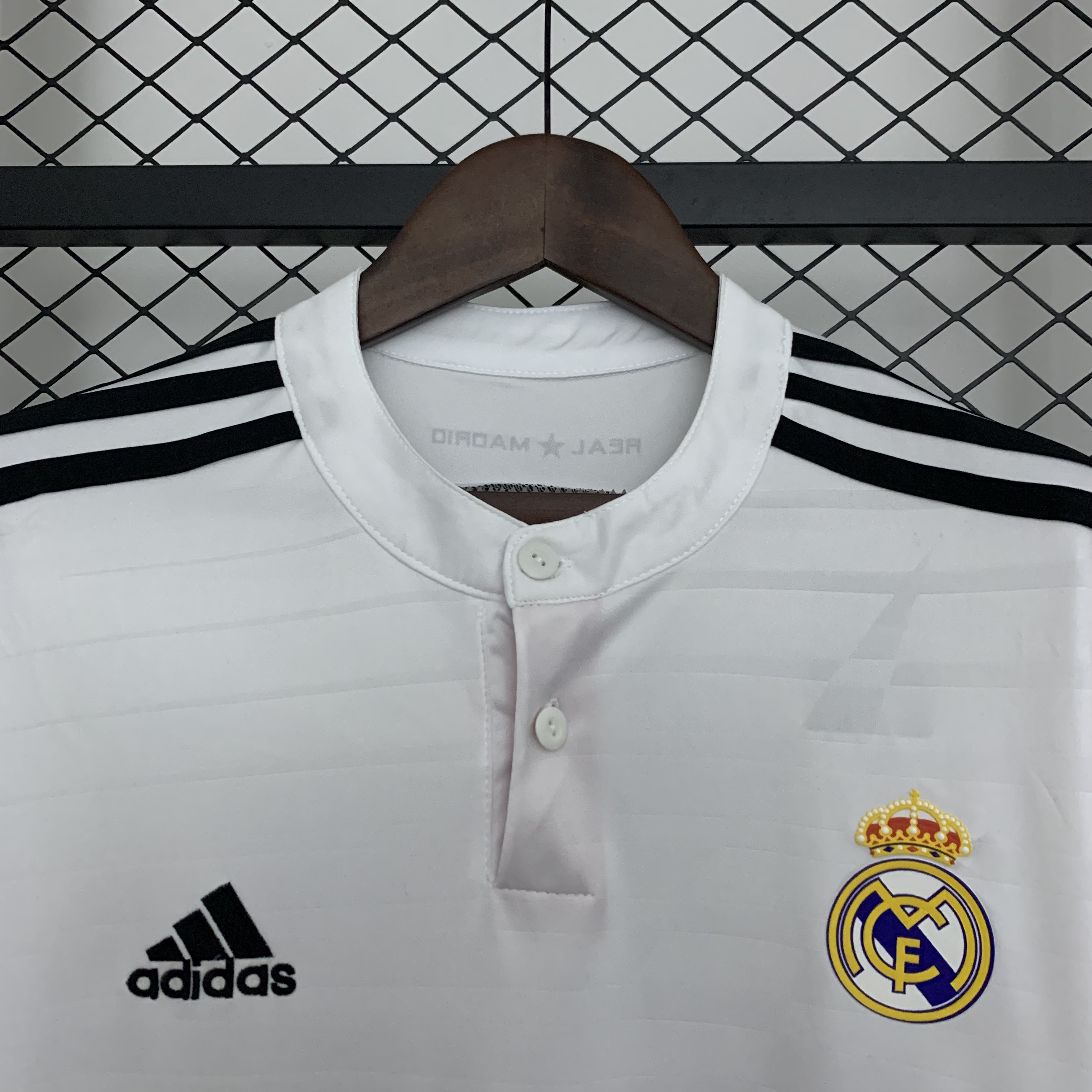 Miniatura de Real Madrid 14/15 Local RETRO