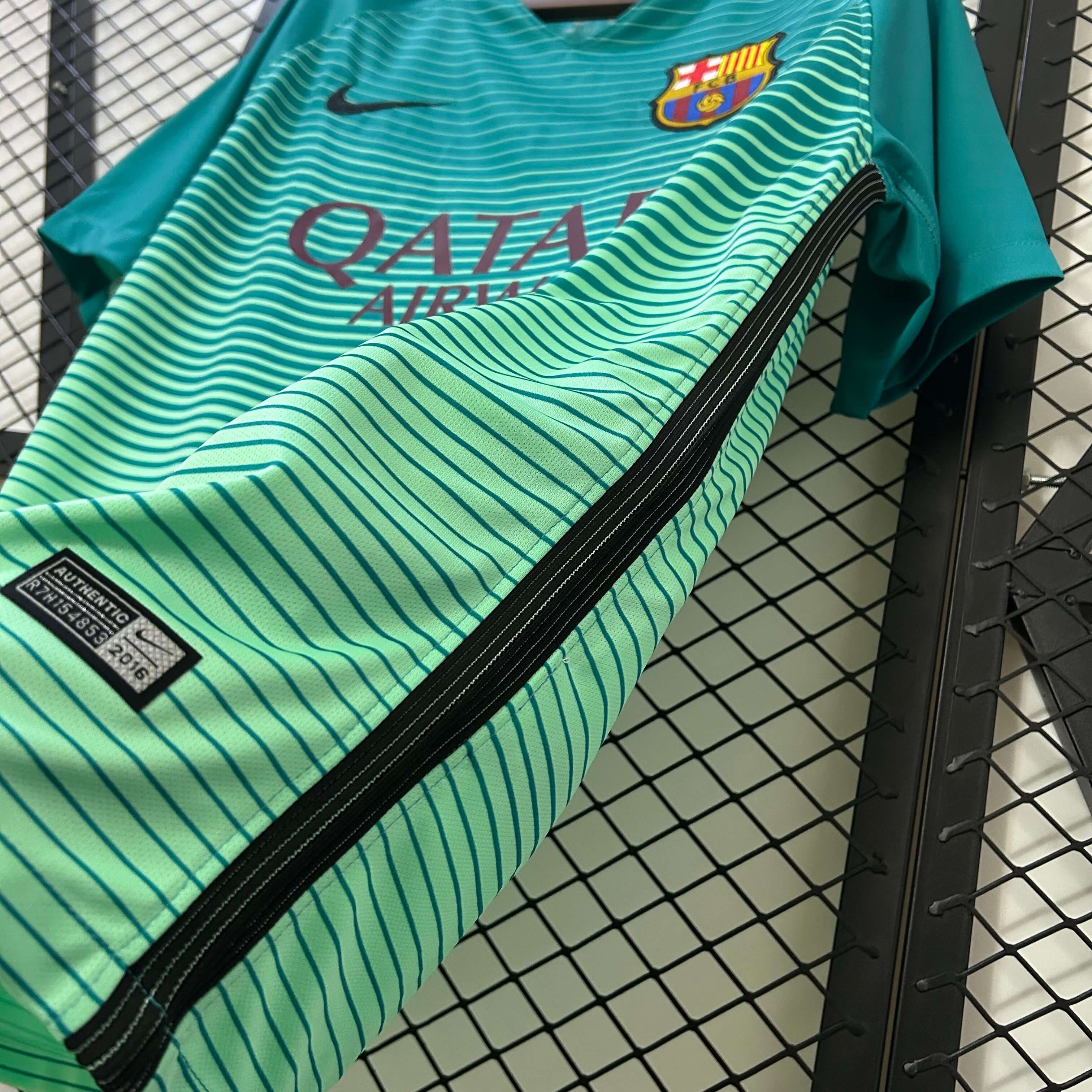 Miniatura de FC Barcelona 16/17 3ra RETRO
