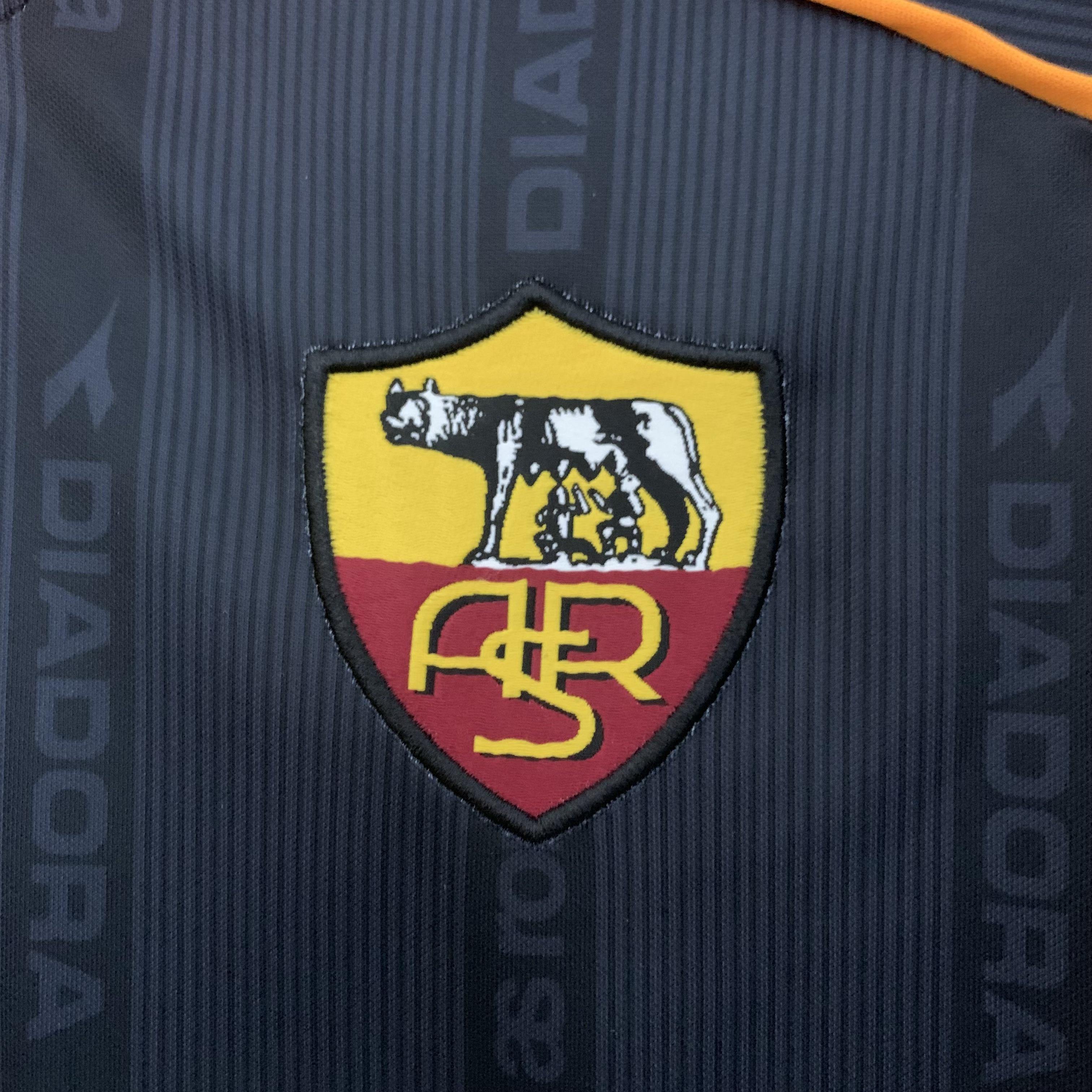Miniatura de Roma 99/00 Visitante