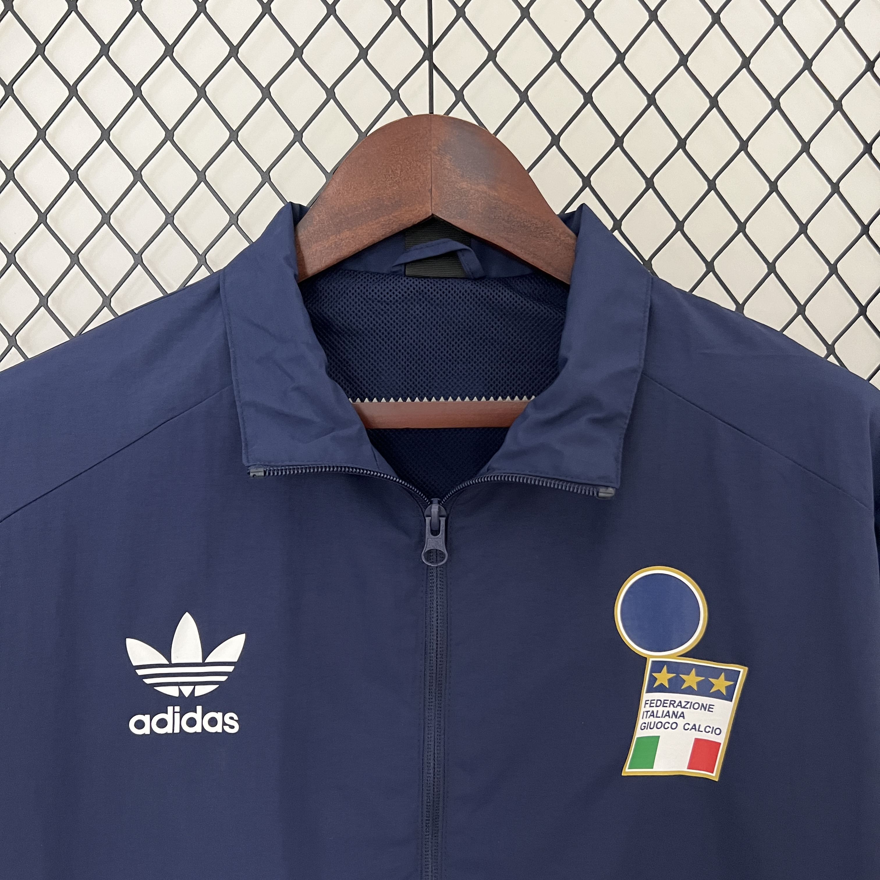 Miniatura de Campera Italia 2024
