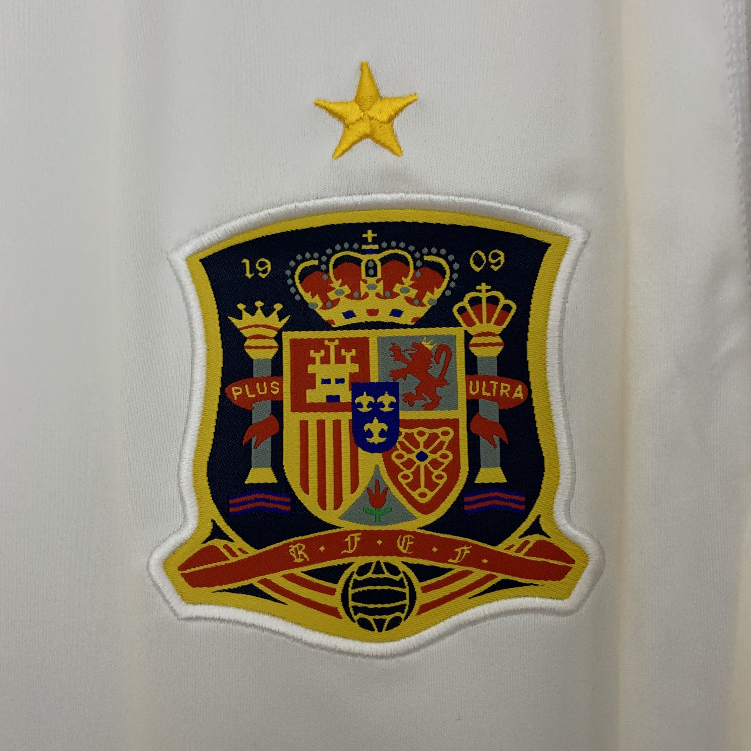 Miniatura de España 2011 Visitante RETRO