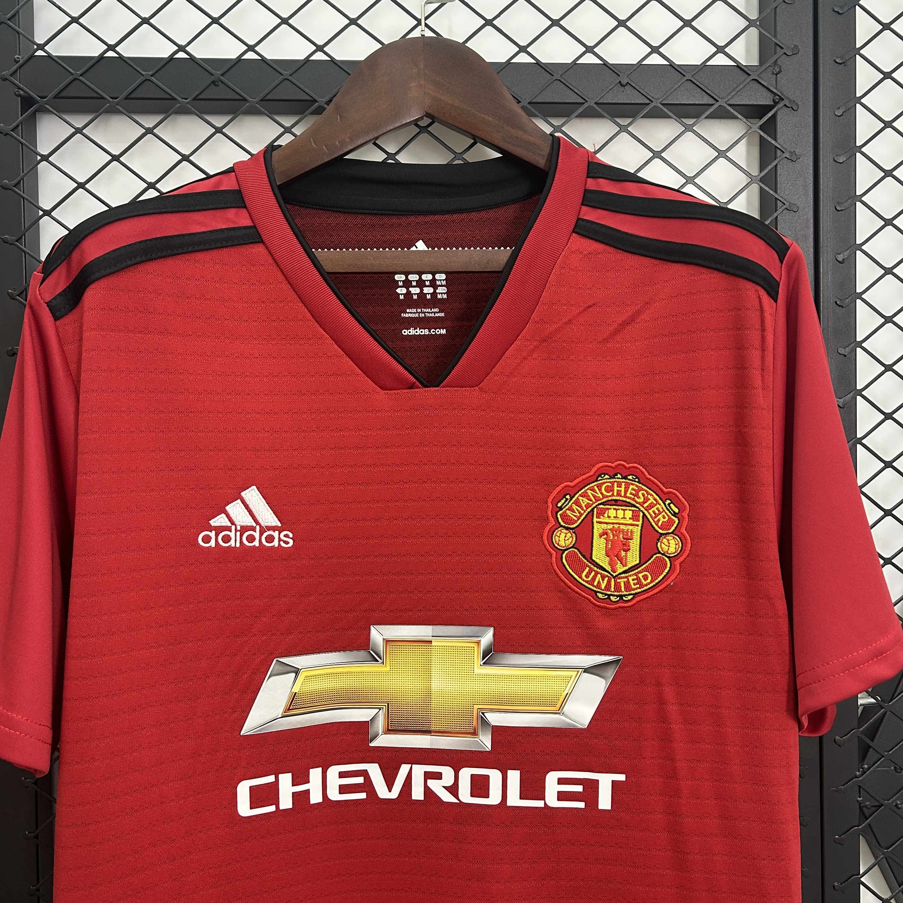 Miniatura de Manchester United 18/19 Local RETRO