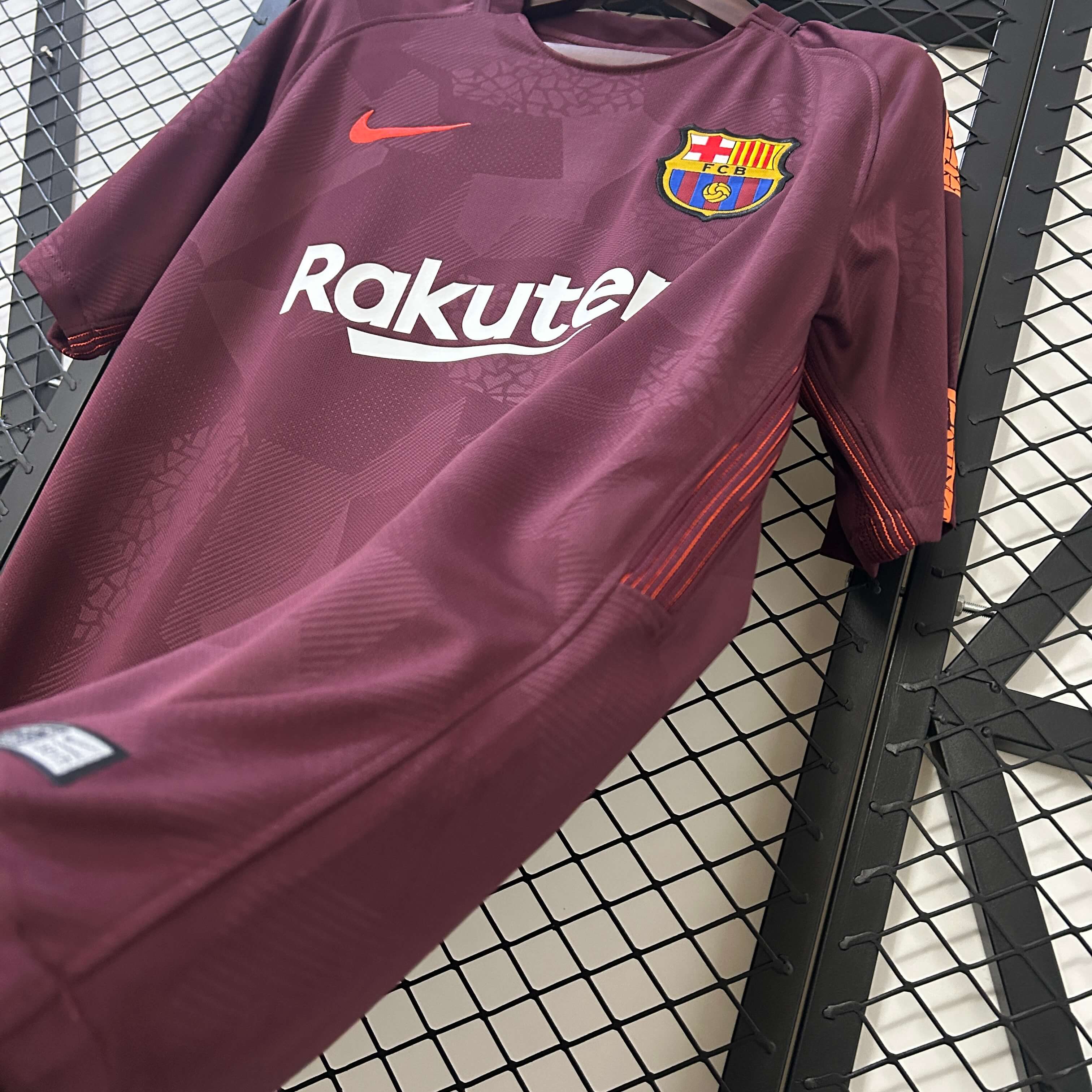 Miniatura de FC Barcelona 17/18 3ra RETRO