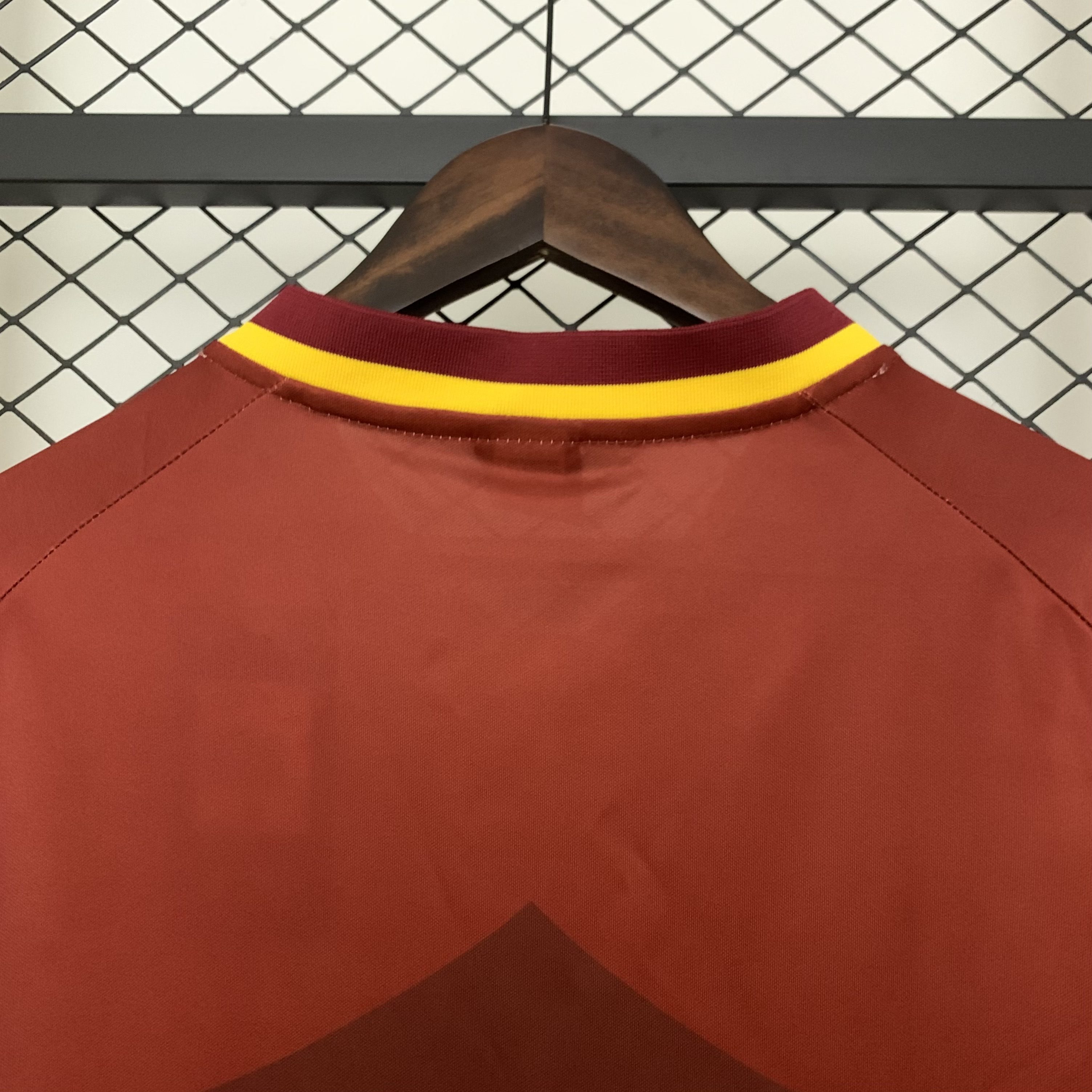 Miniatura de Roma 97/98 Local RETRO