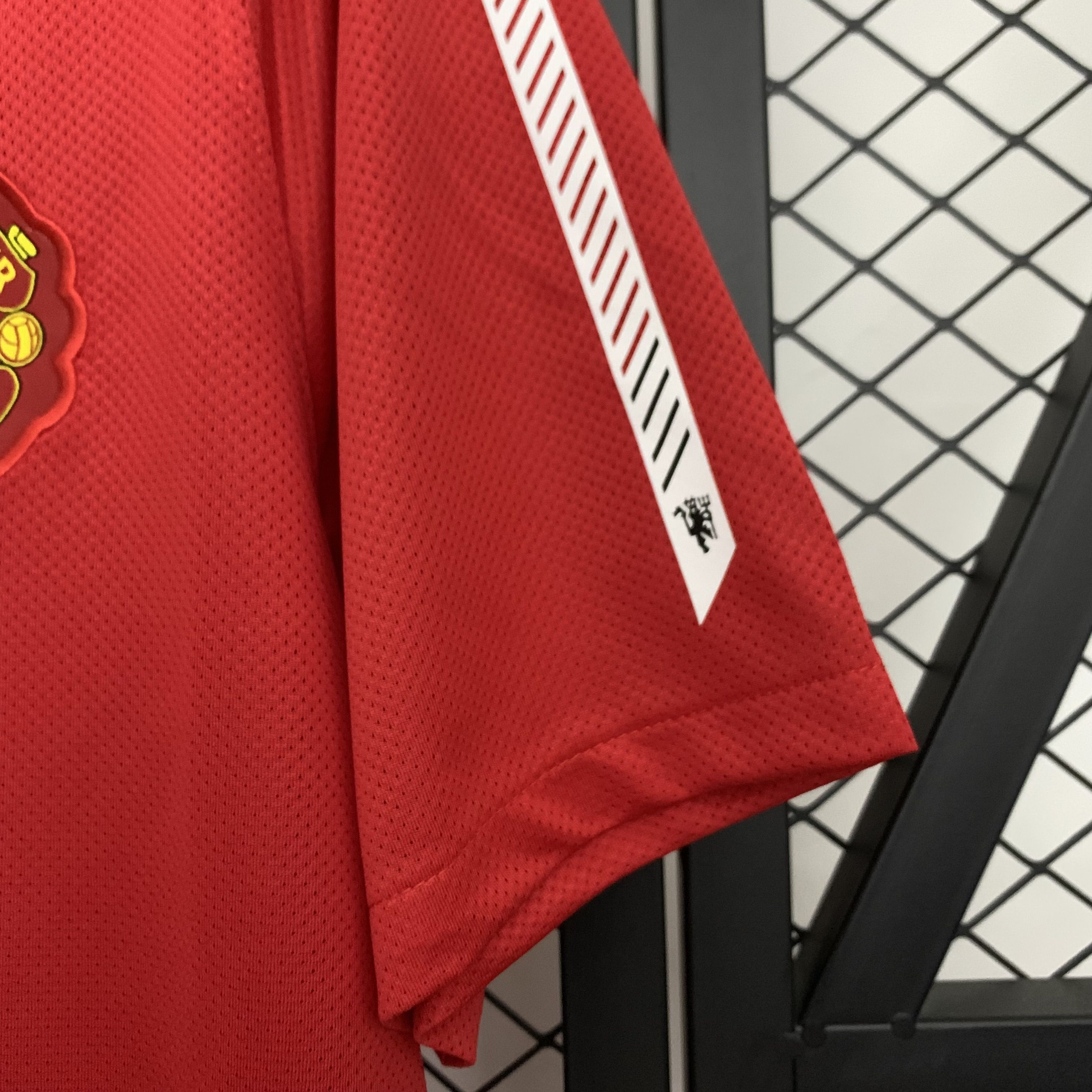 Miniatura de Manchester United 10/11 Local RETRO
