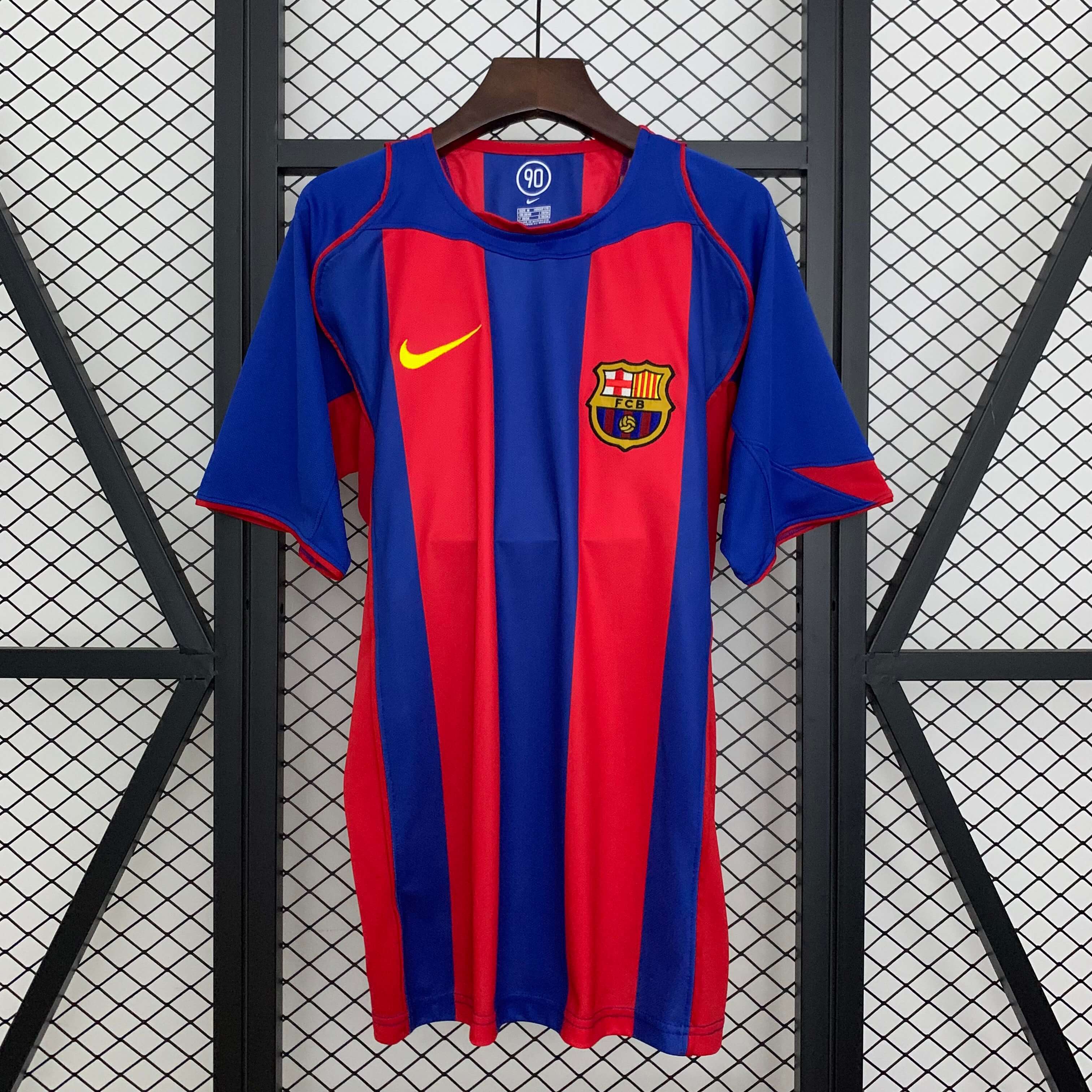 FC Barcelona 04/05 Local RETRO