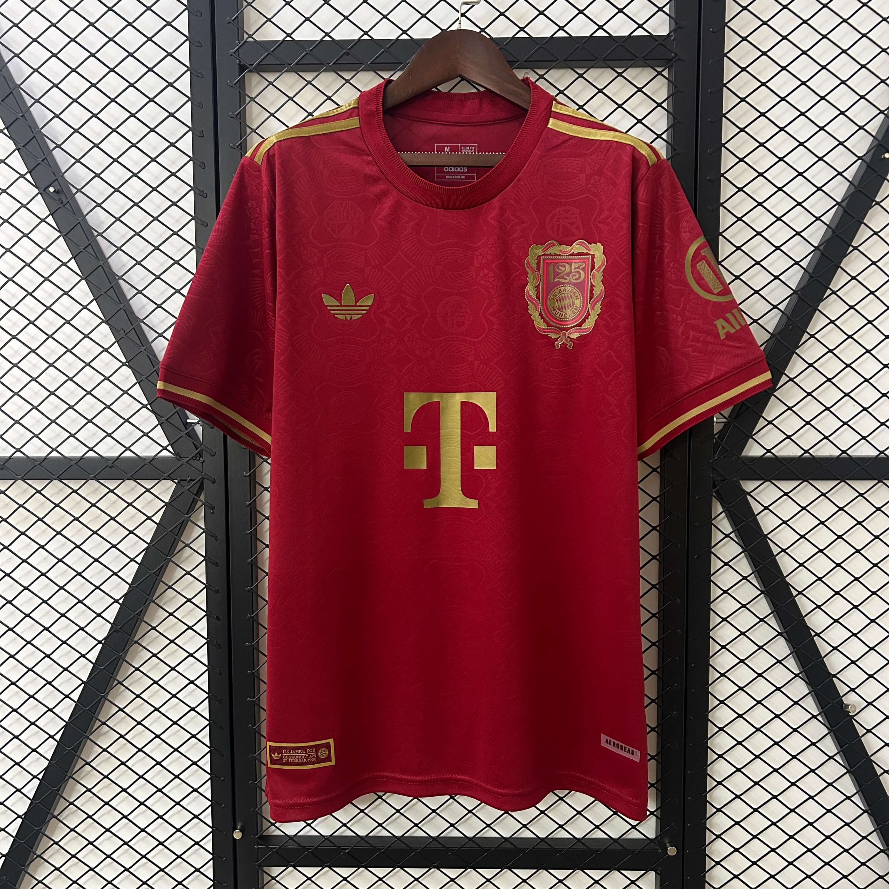 Bayern Munich 25/26 Aniversario n°125