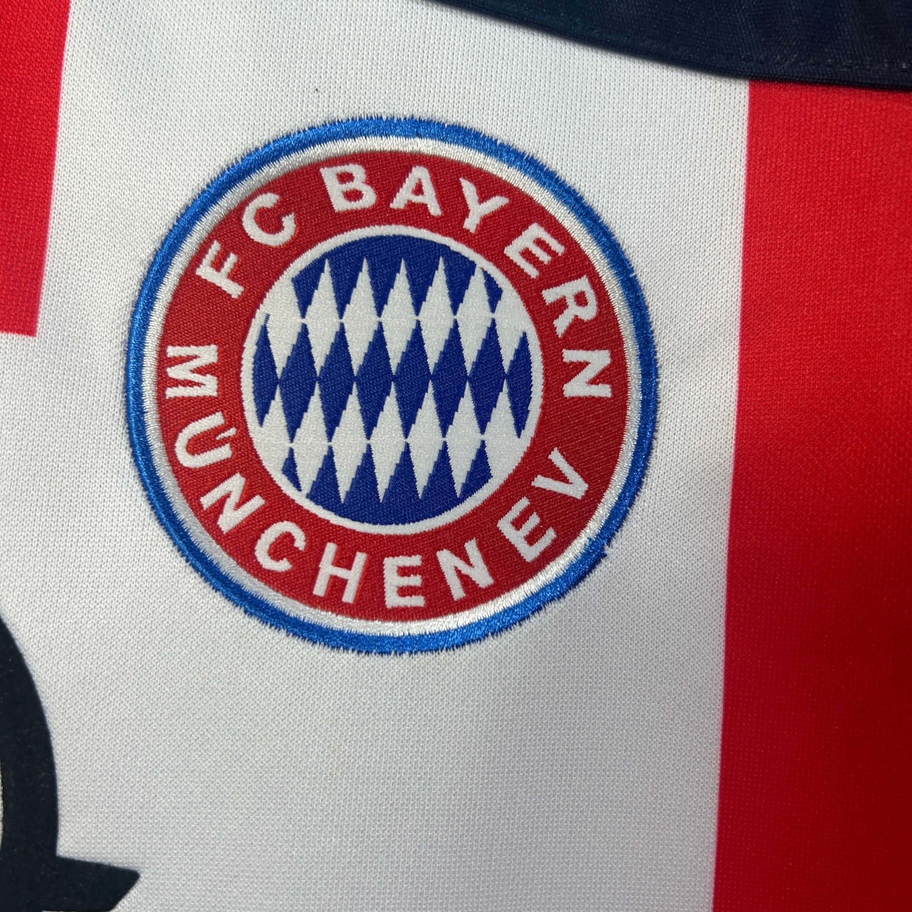 Miniatura de Bayern Múnich 00/01 Visitante RETRO