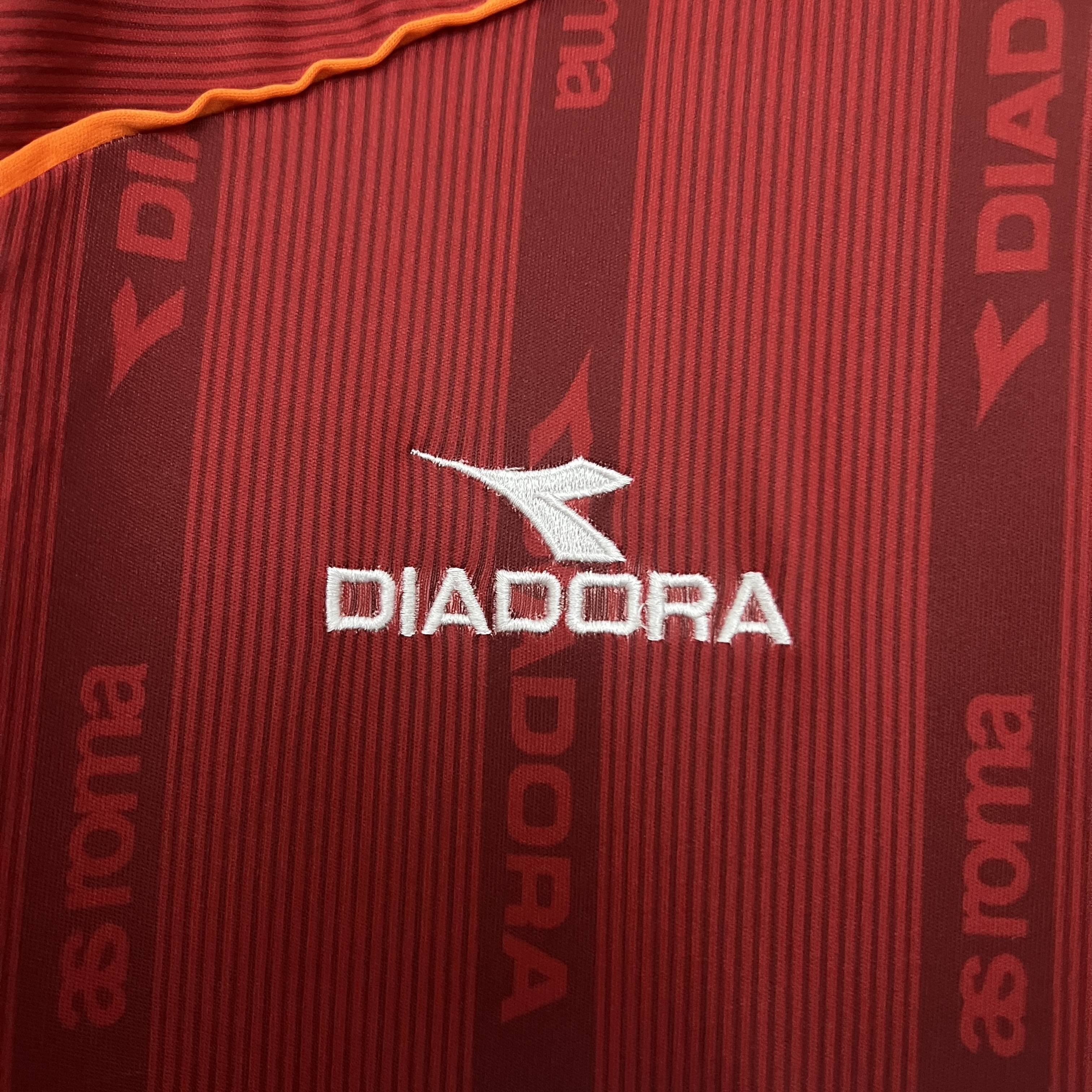 Miniatura de Roma 99/00 Local RETRO