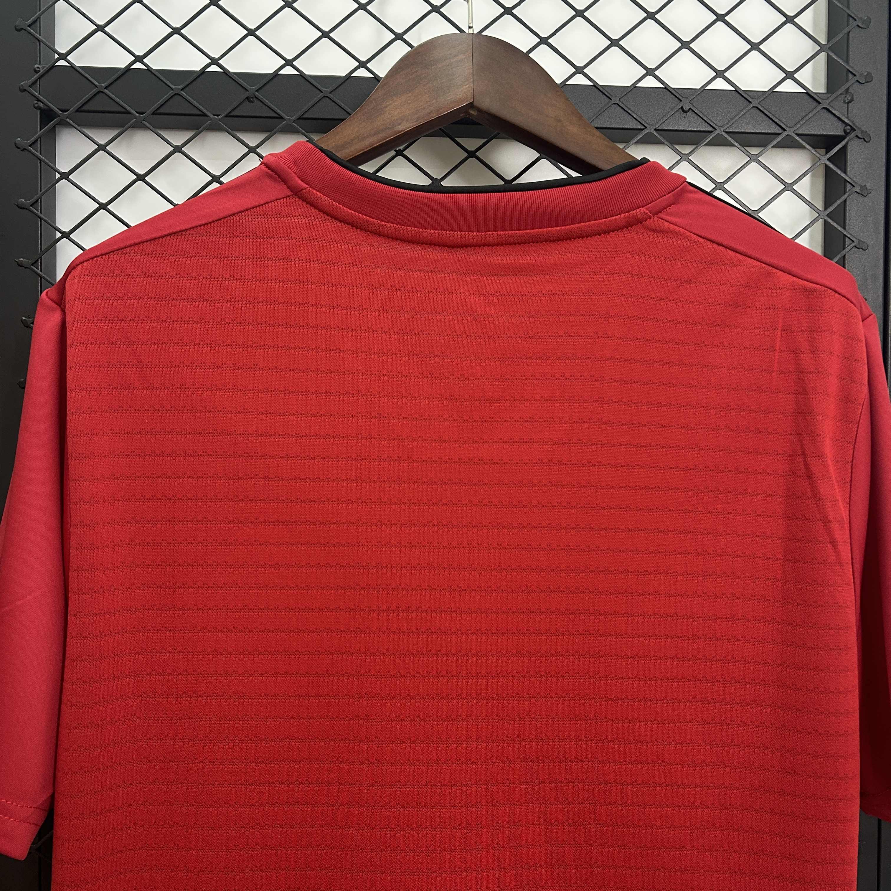 Miniatura de Manchester United 18/19 Local RETRO