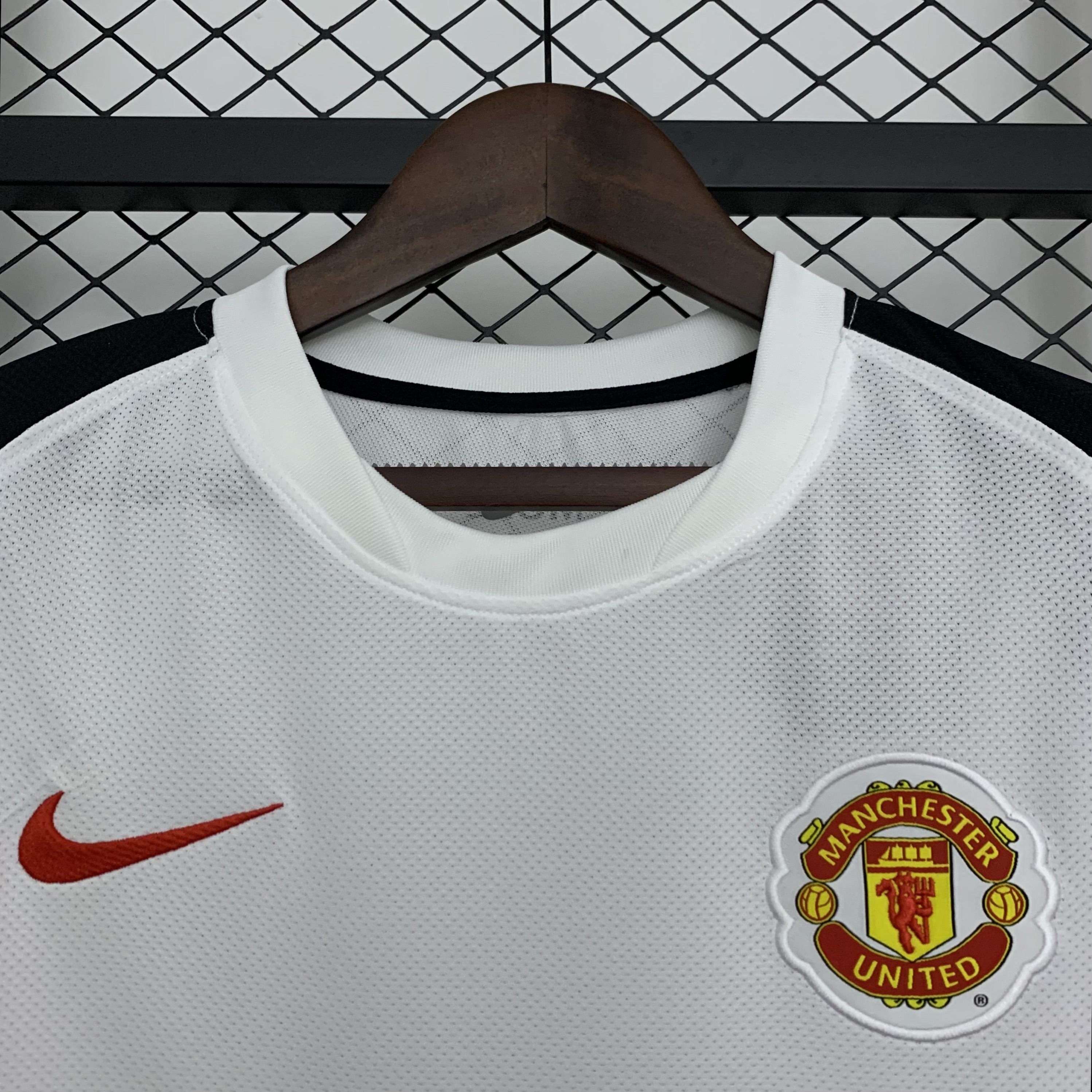 Miniatura de Manchester United 10/11 Visitante RETRO