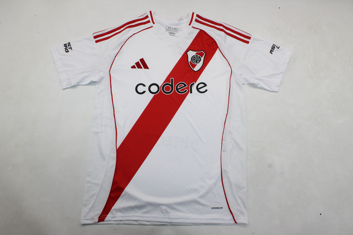 River Plate 24/25 Local