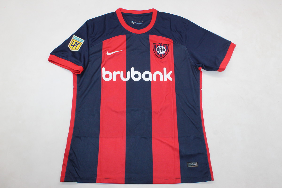 San Lorenzo 24/25 Local