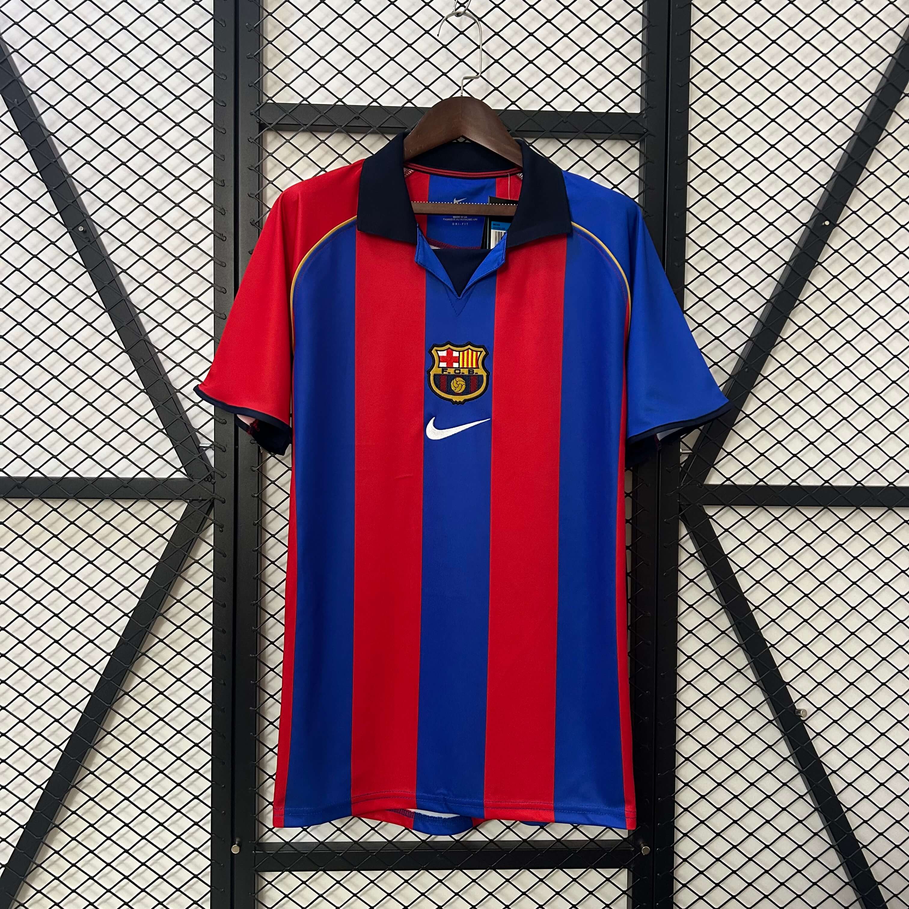 FC Barcelona 01/02 Local RETRO