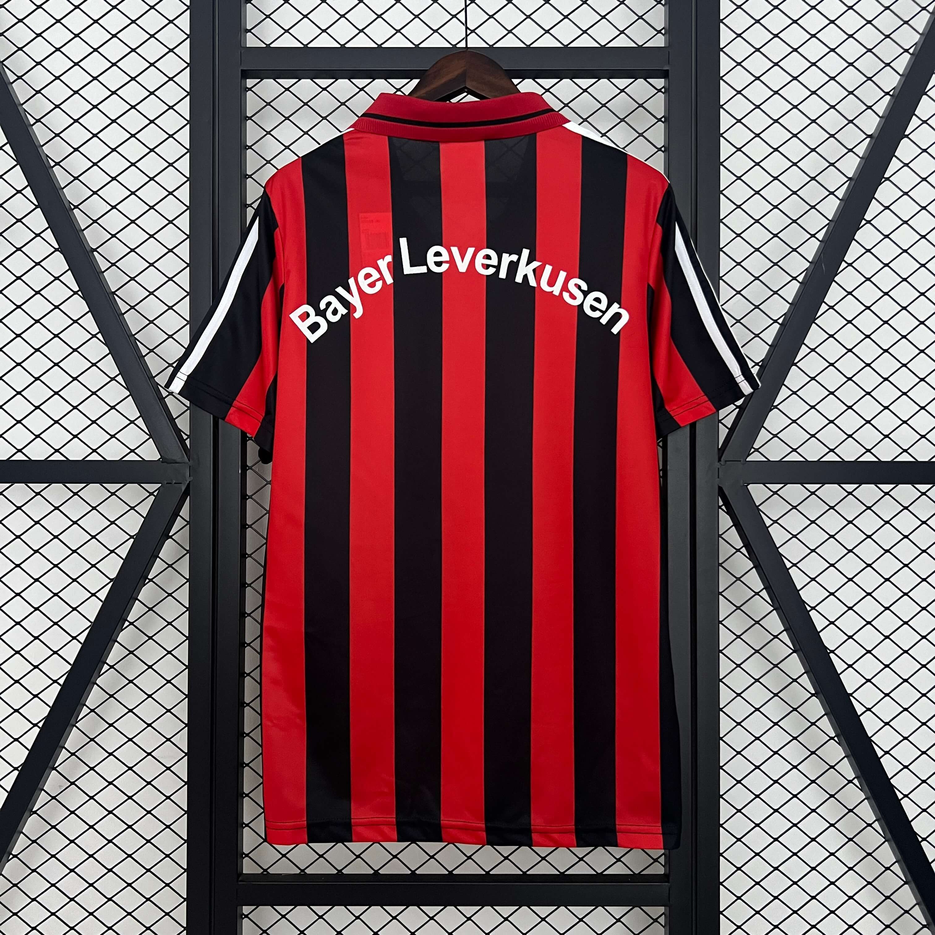 Miniatura de Leverkusen 01/02 Local RETRO