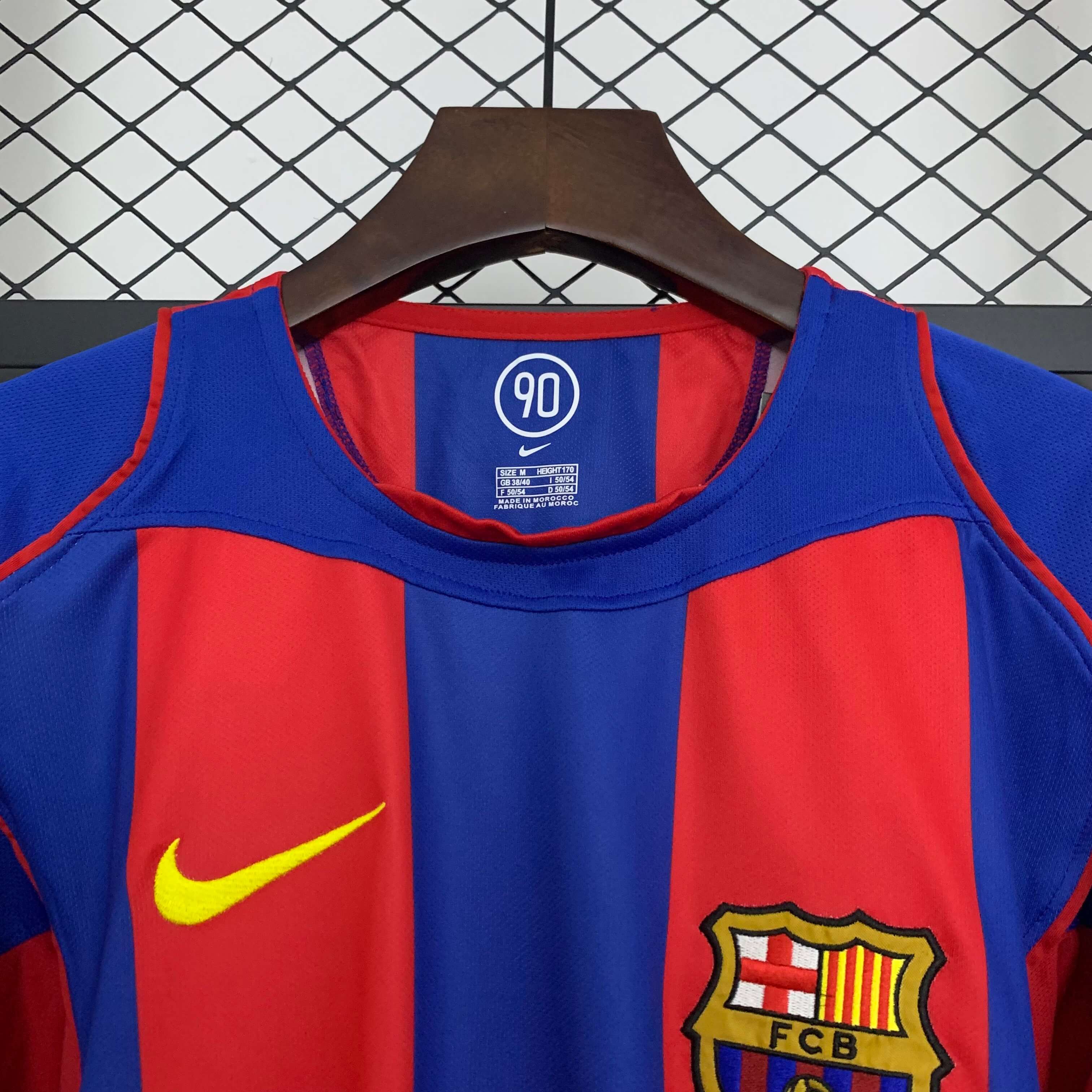 Miniatura de FC Barcelona 04/05 Local RETRO
