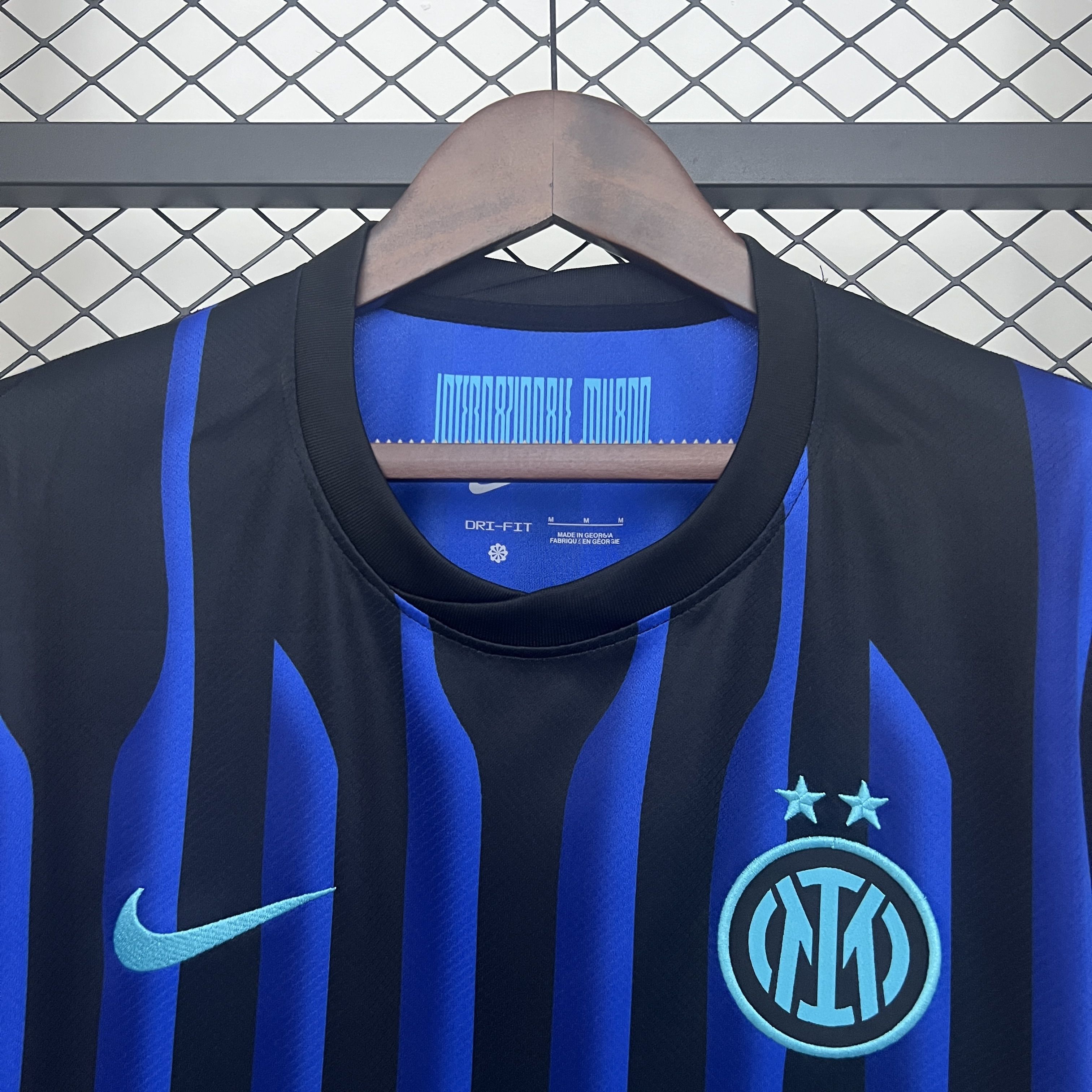 Miniatura de Inter de Milán 25/26 Local