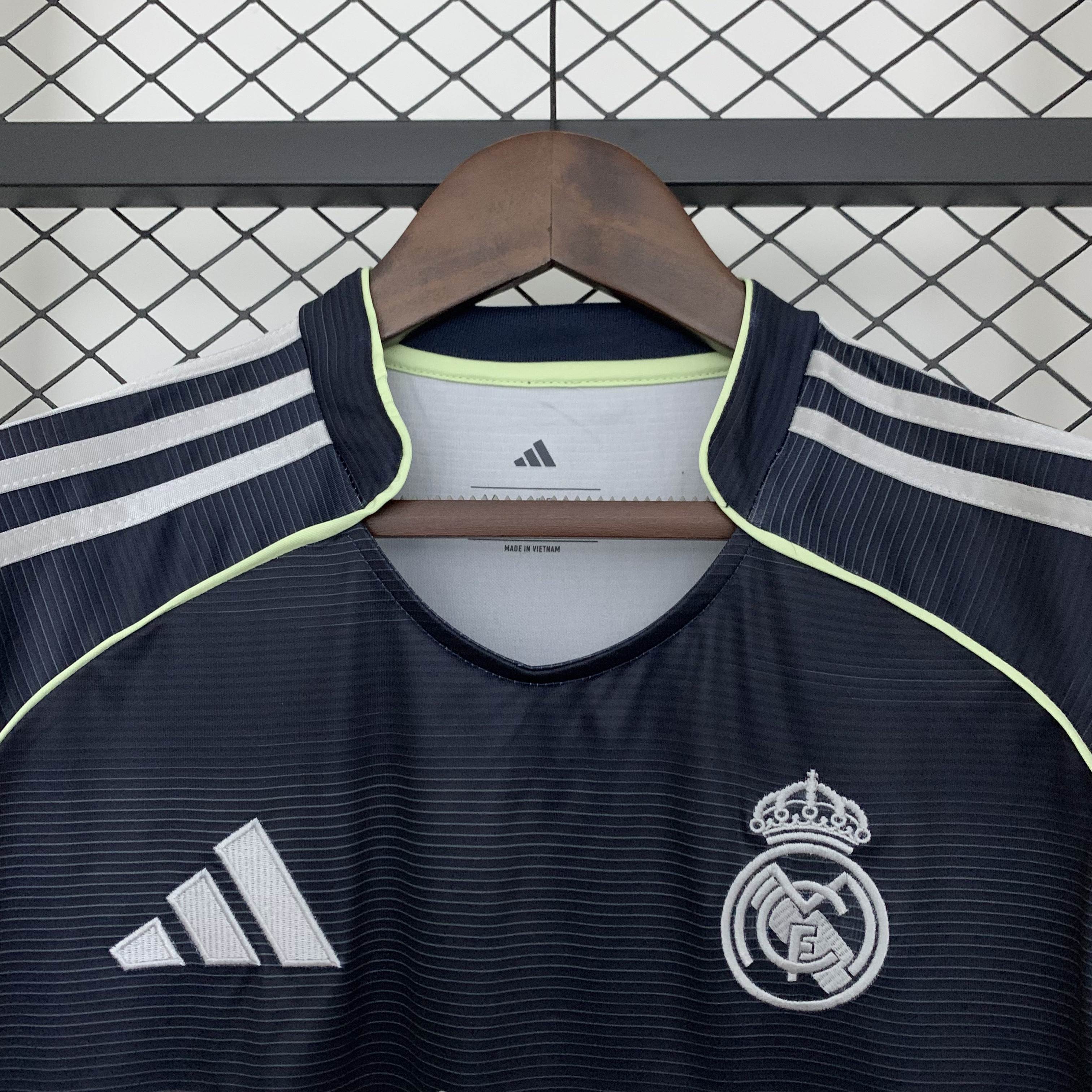 Miniatura de Real Madrid 25/26 visitante
