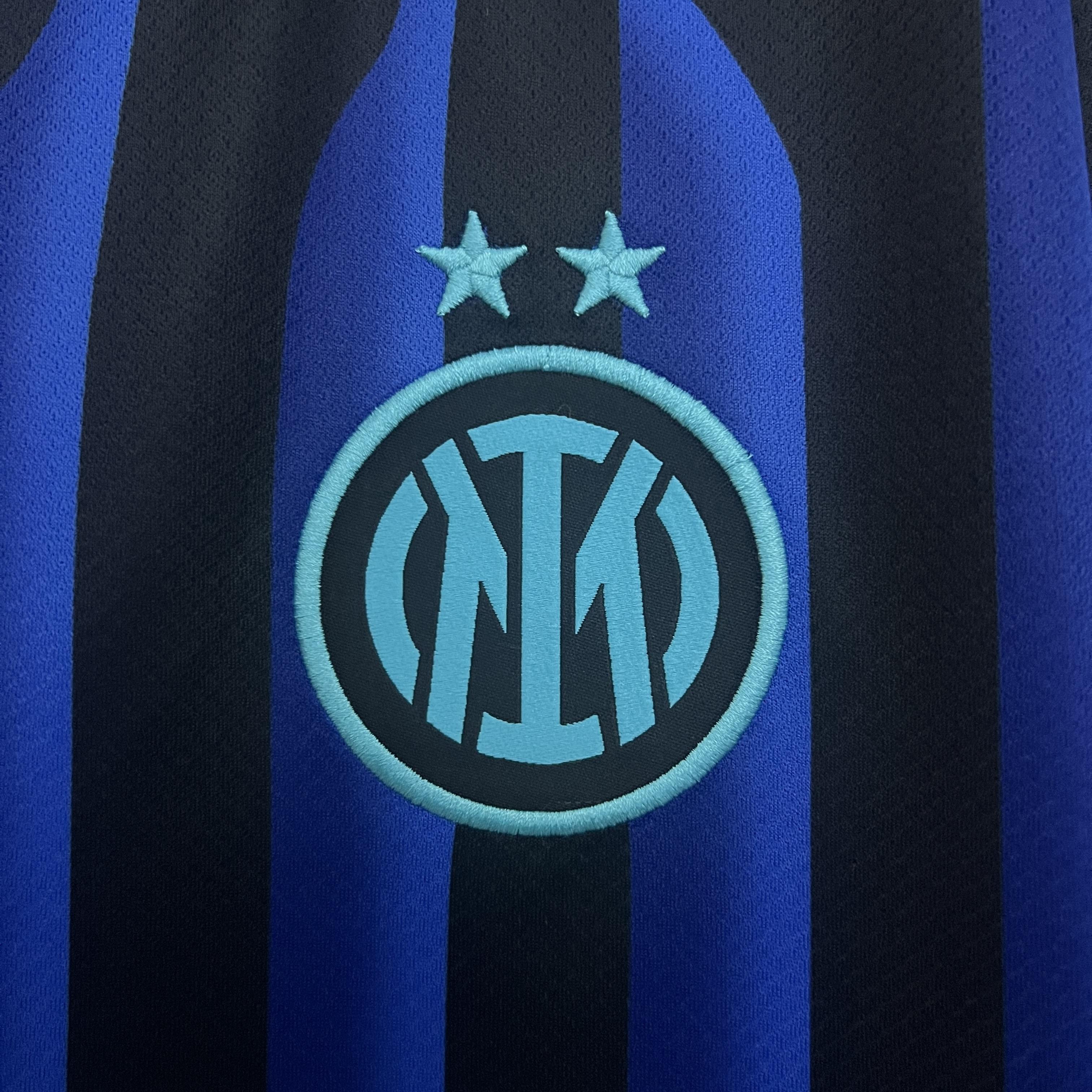 Miniatura de Inter de Milán 25/26 Local