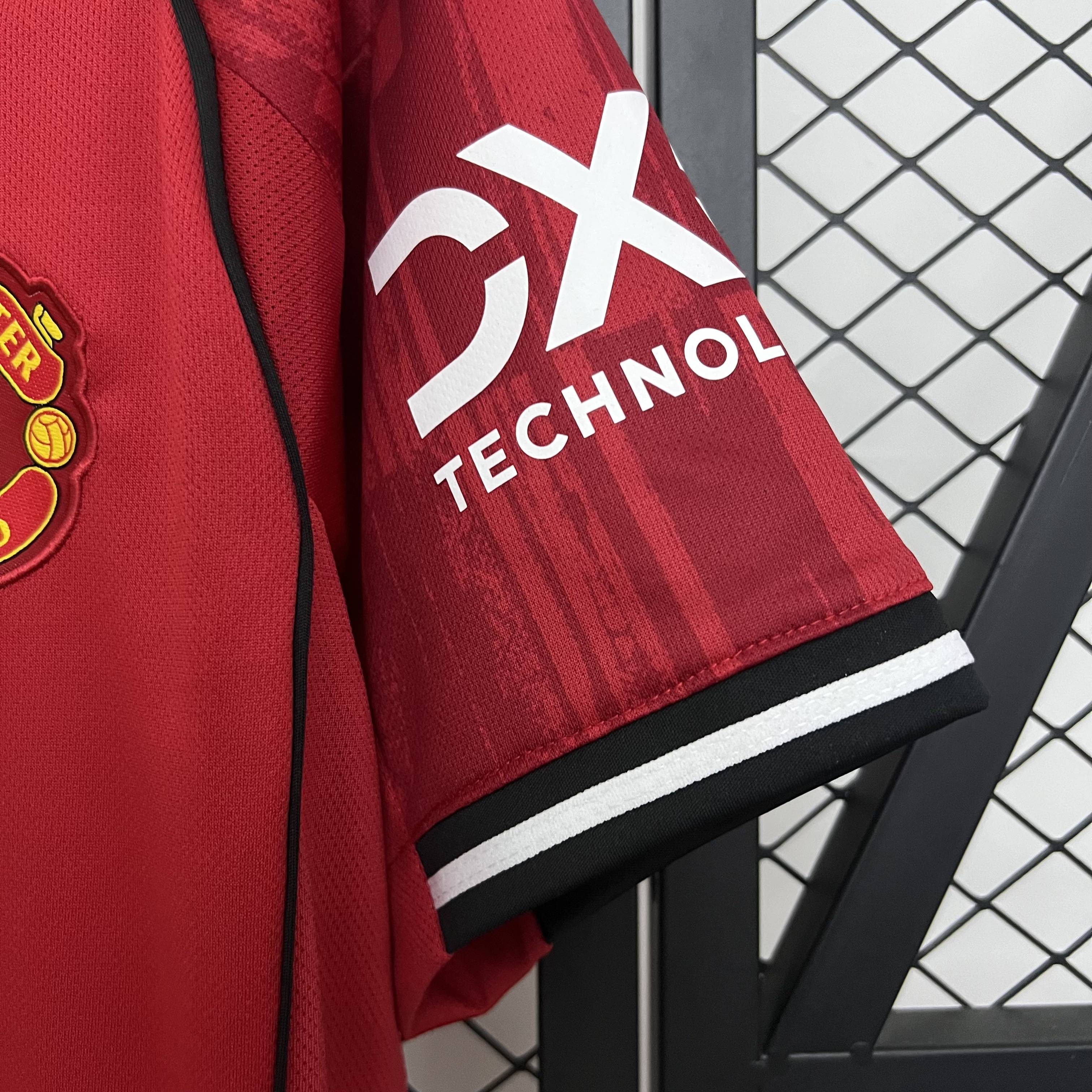 Miniatura de Manchester United 25/26 Local