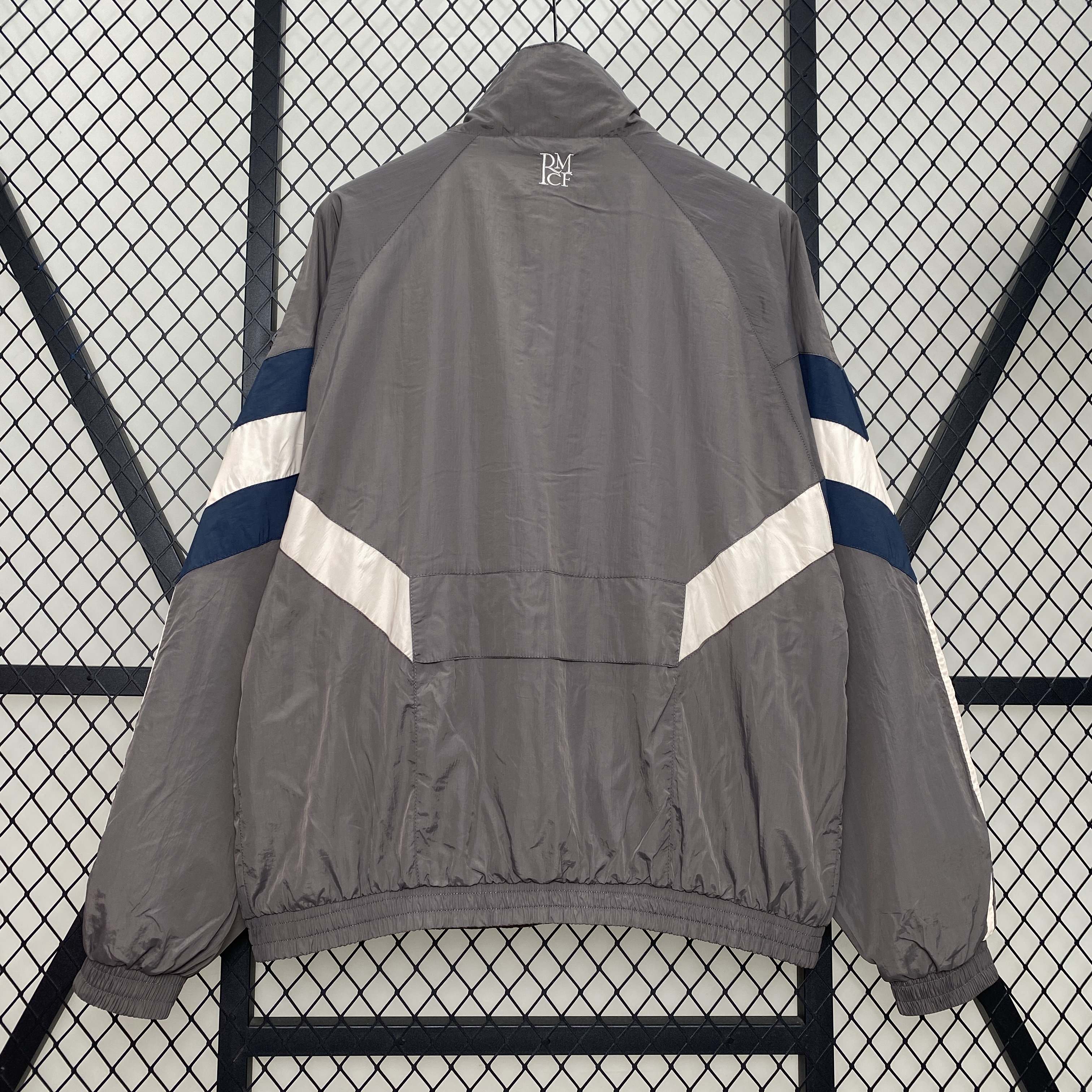 Miniatura de Campera 24/25 Real Madrid Gris