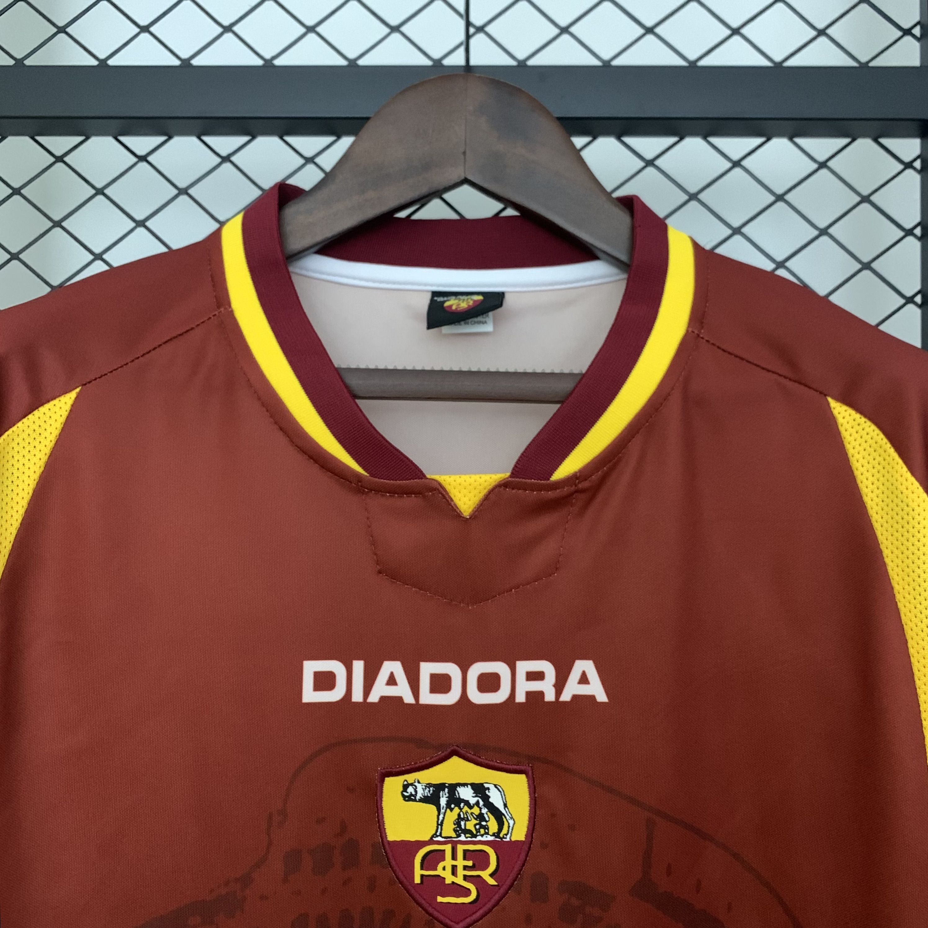 Miniatura de Roma 97/98 Local RETRO