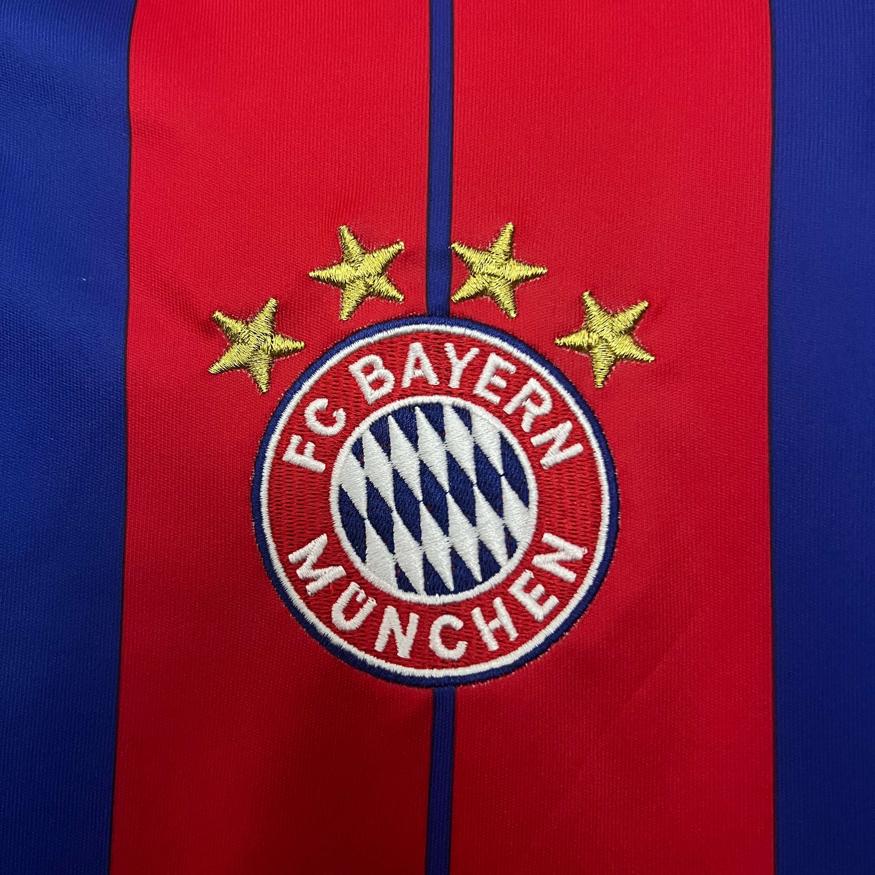 Miniatura de Bayern Múnich 14/15 Local RETRO