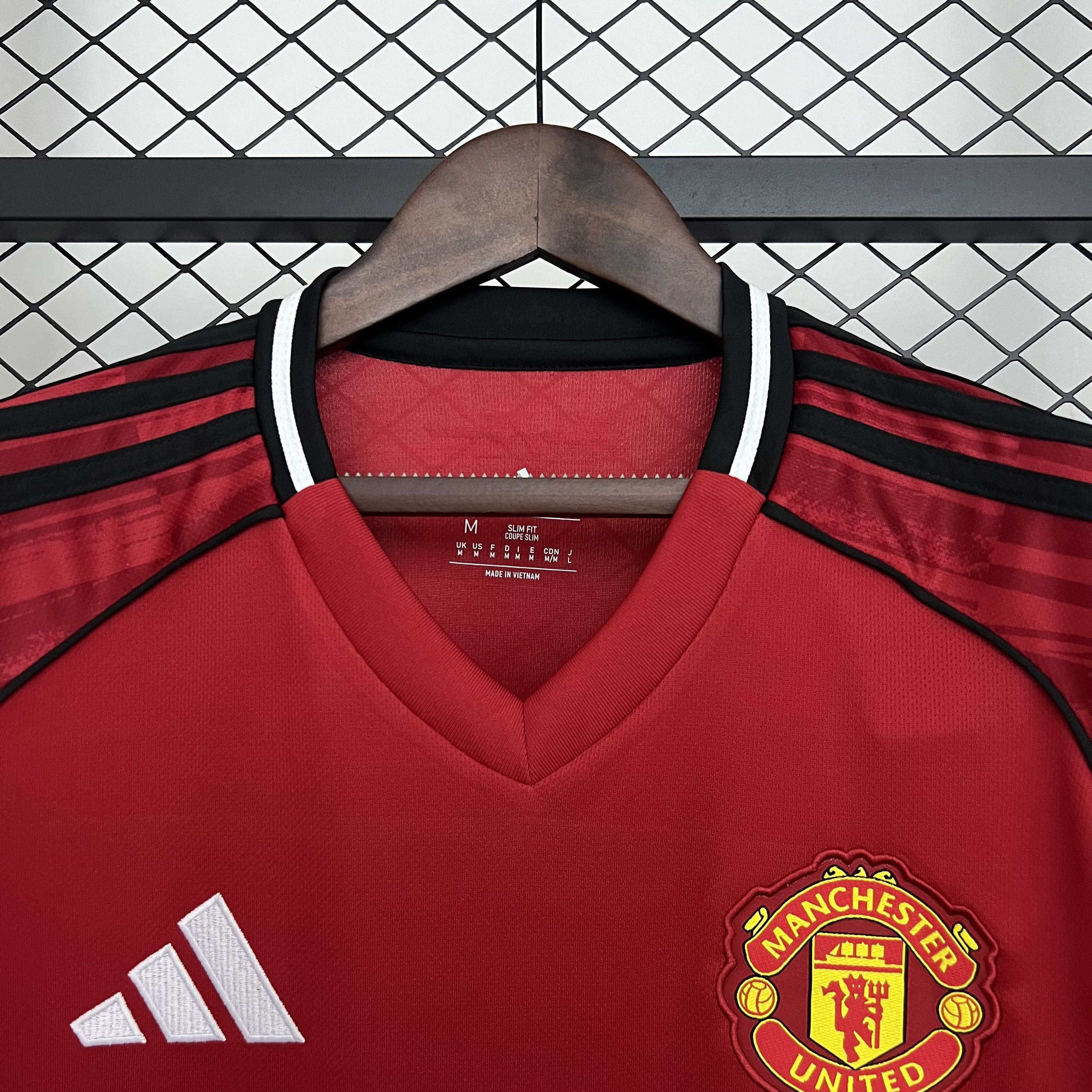 Miniatura de Manchester United 25/26 Local