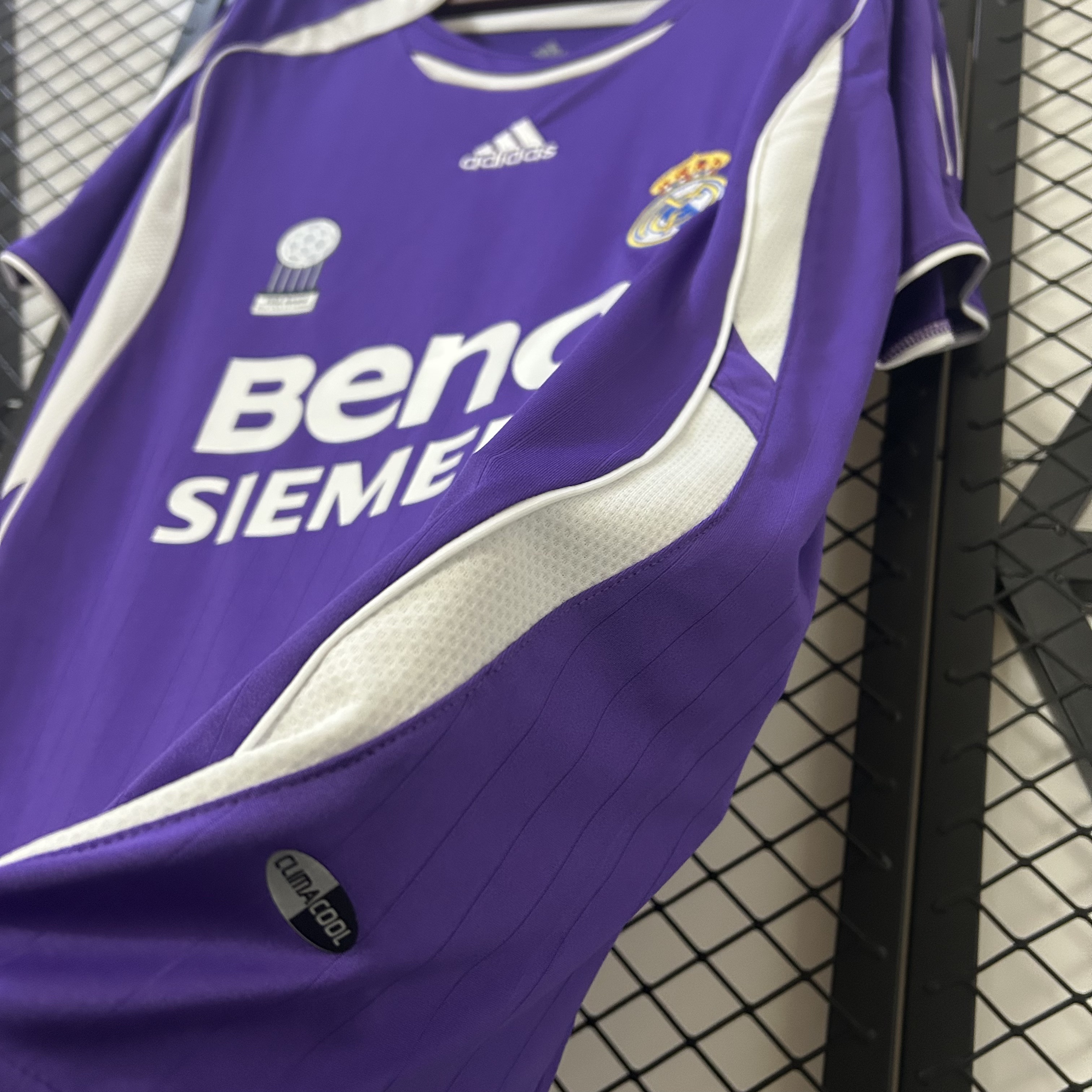 Miniatura de Real Madrid 06/07 3ra Equipación RETRO