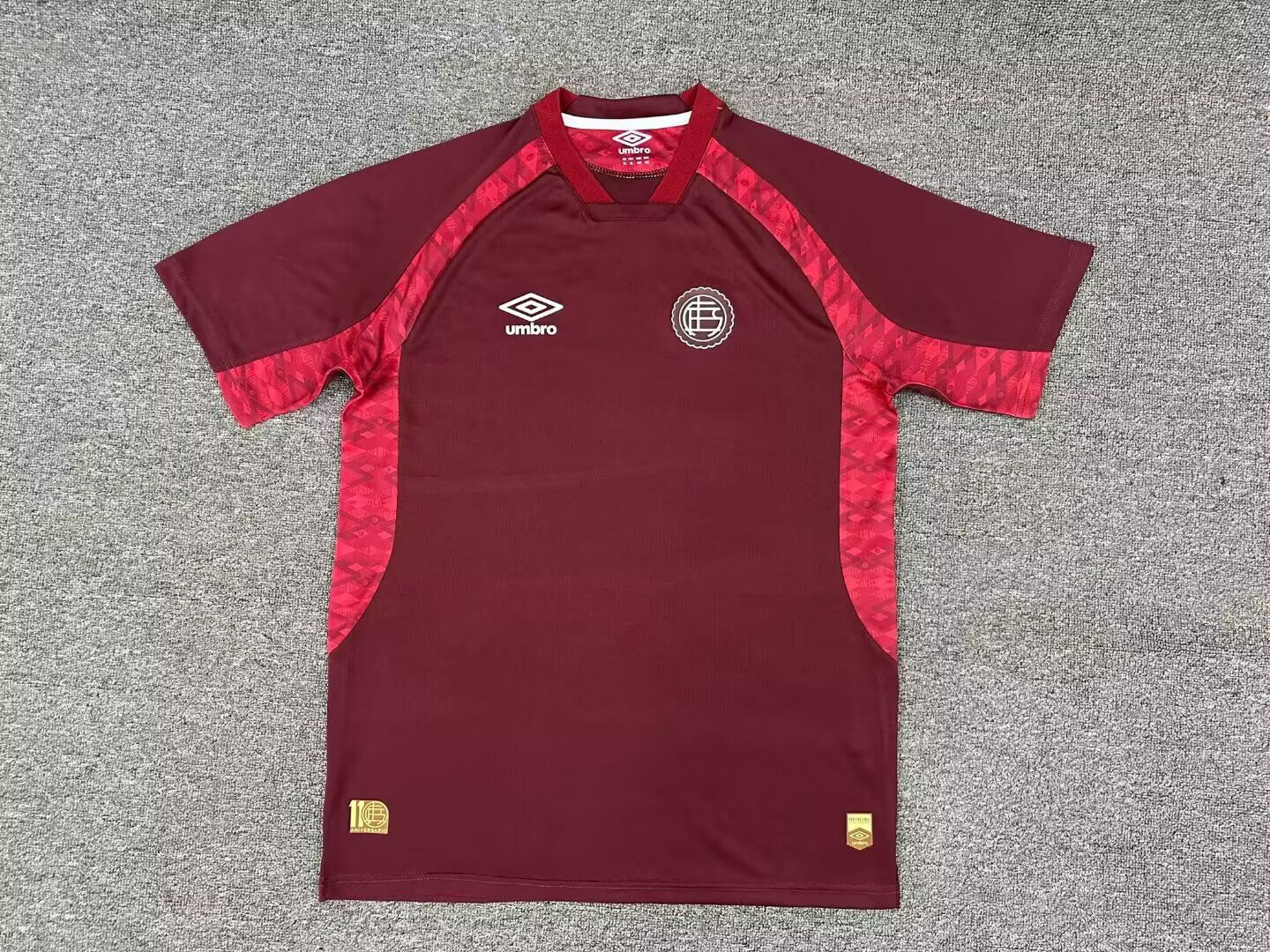 Lanus 25/26 Local