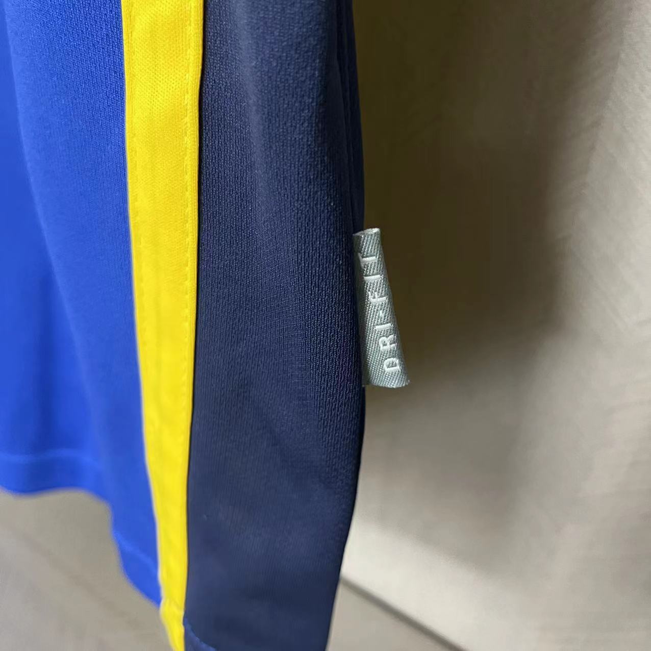 Miniatura de Boca Juniors 2001 Local RETRO